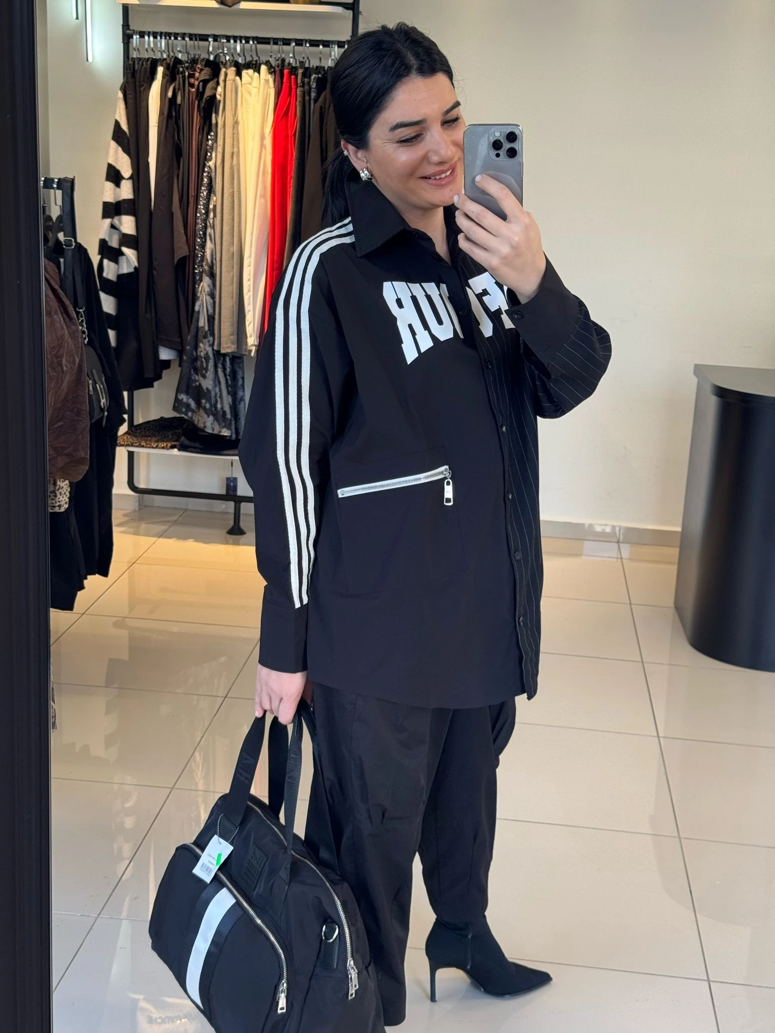 Fermuarlı Cep Detaylı Çizgili Tasarım Gömlek-Siyah