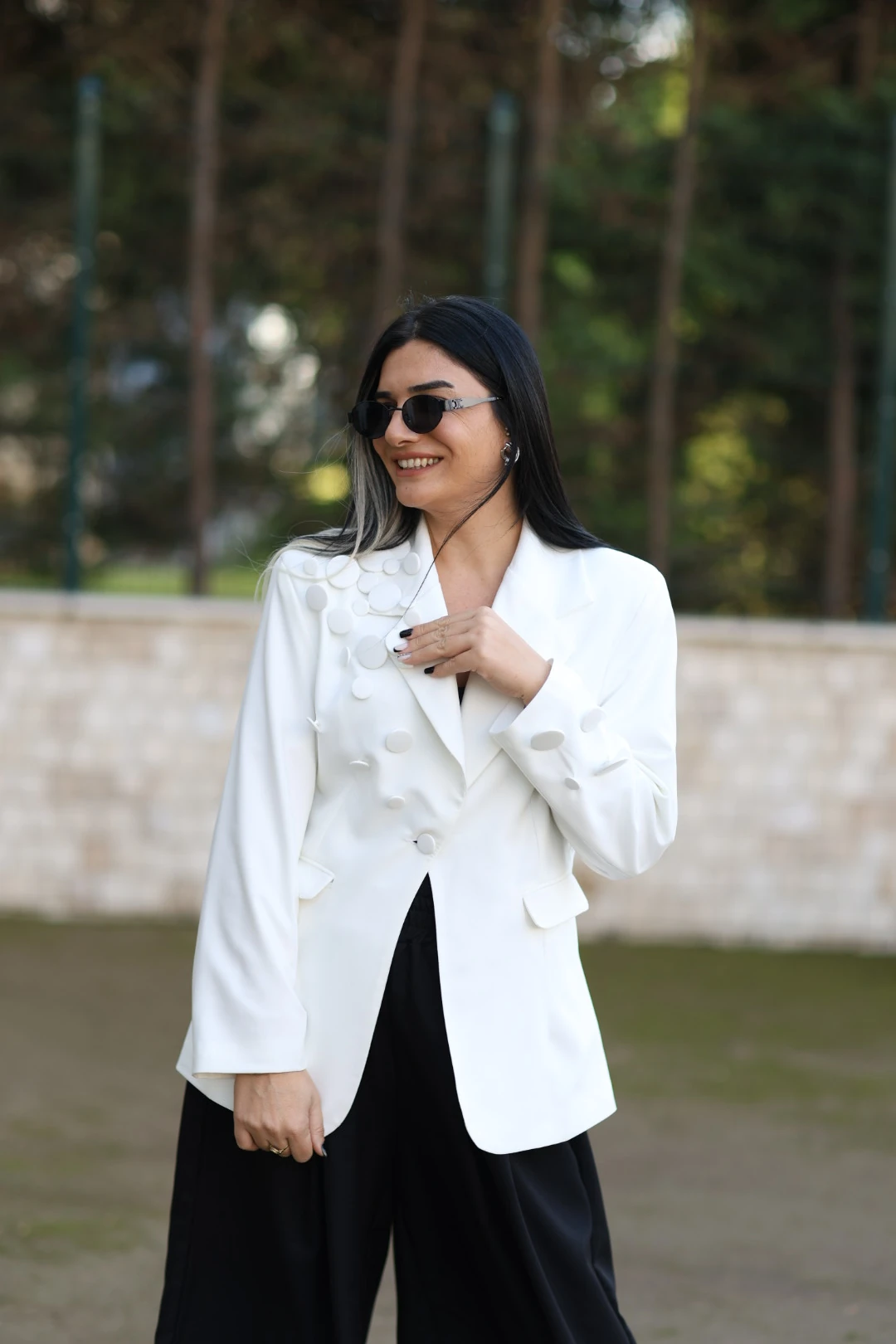 Düğme Detaylı Tasarım Blazer Ceket-Beyaz