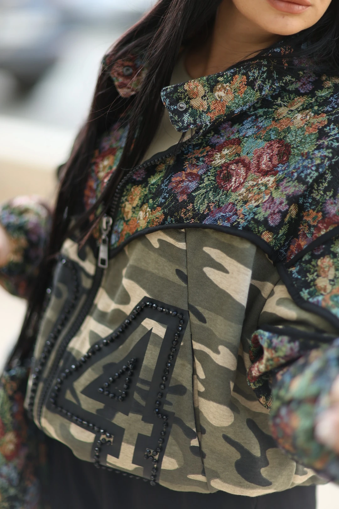 Kamuflaj Detaylı Tasarım Mont-Çokrenkli