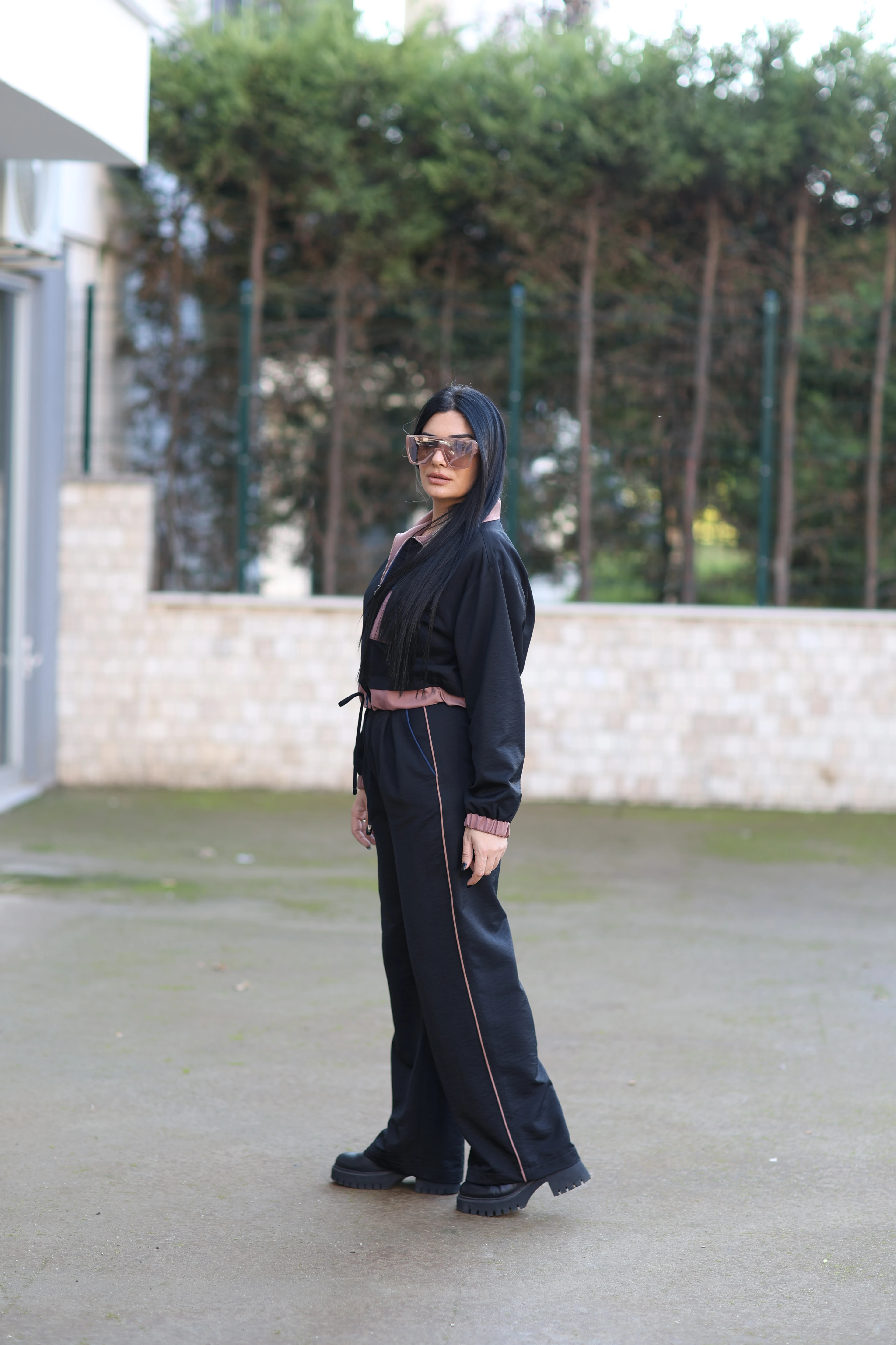 Kasha Bol Paça Kemer Detaylı Pantolon-Siyah