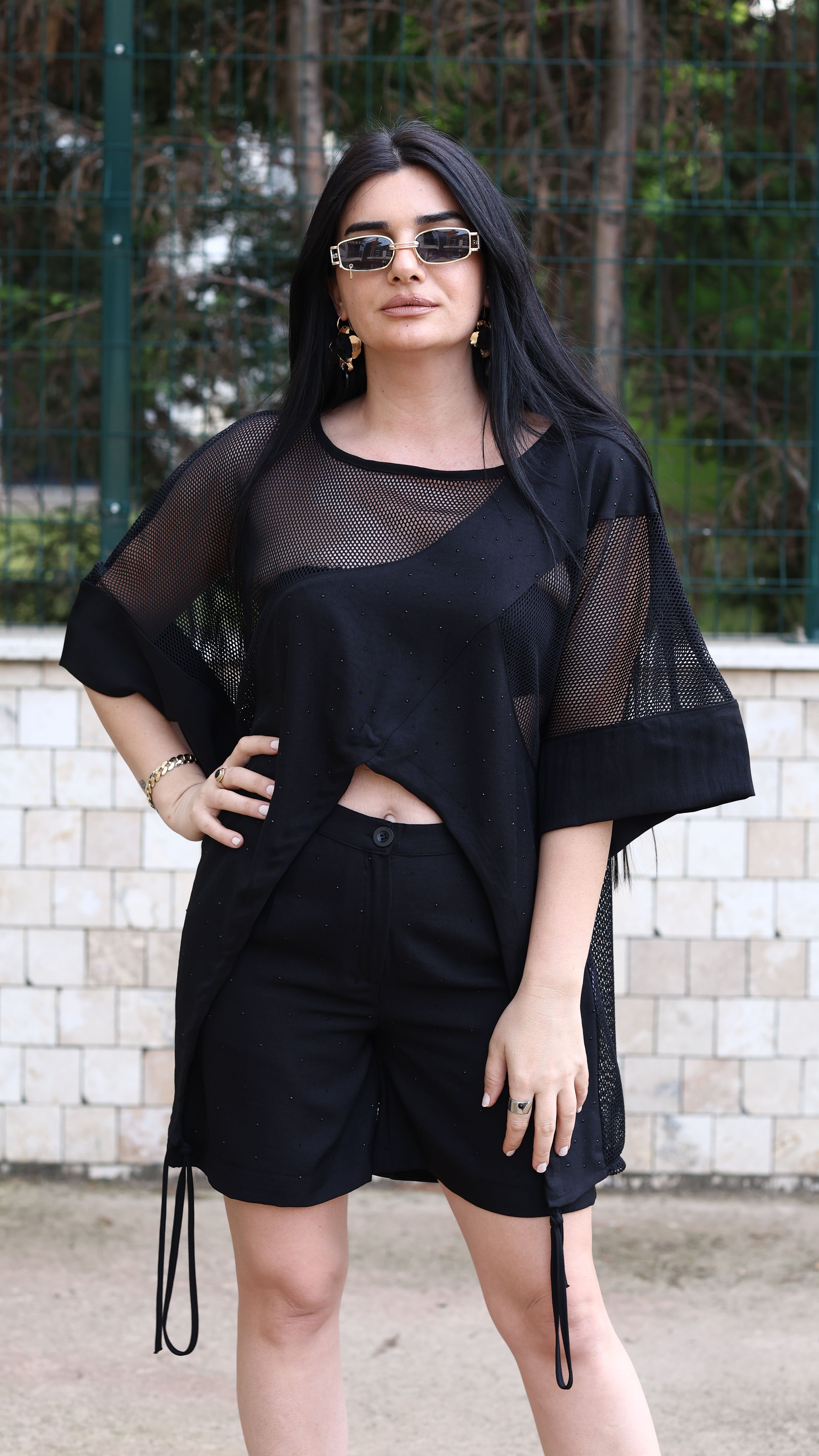 Siyah Şortlu Takım
