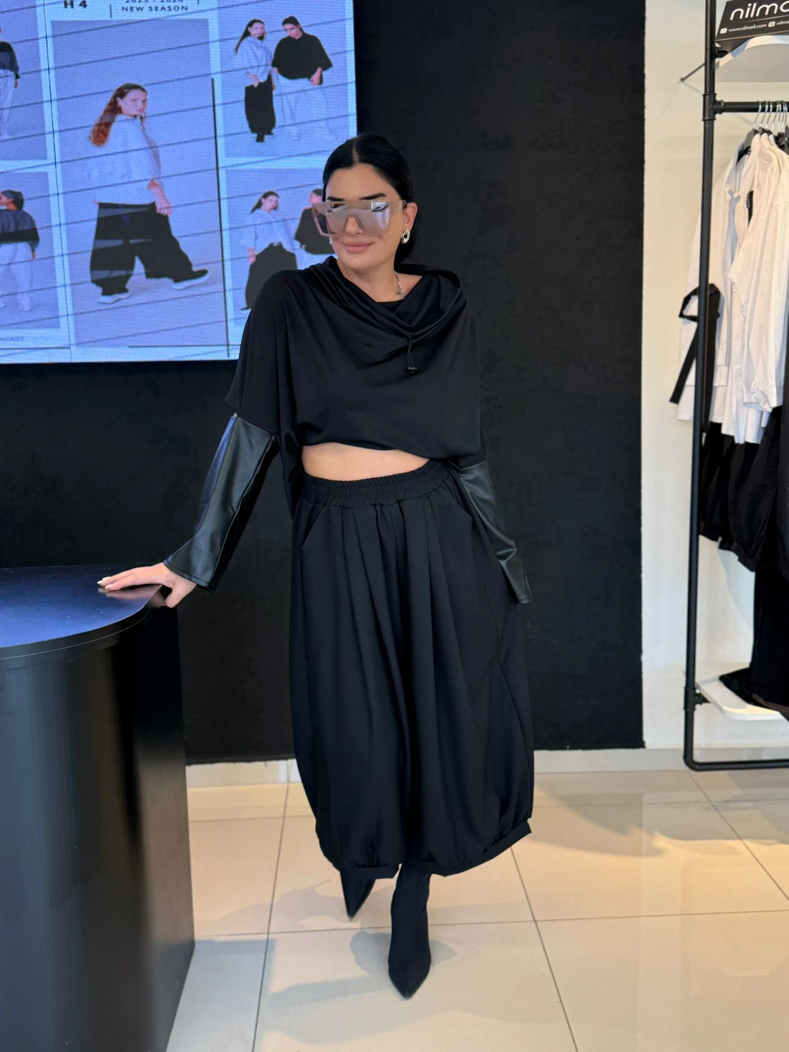 Dökümlü Doğal Deri/Jarse Kumaş Tasarım Bluz-Siyah