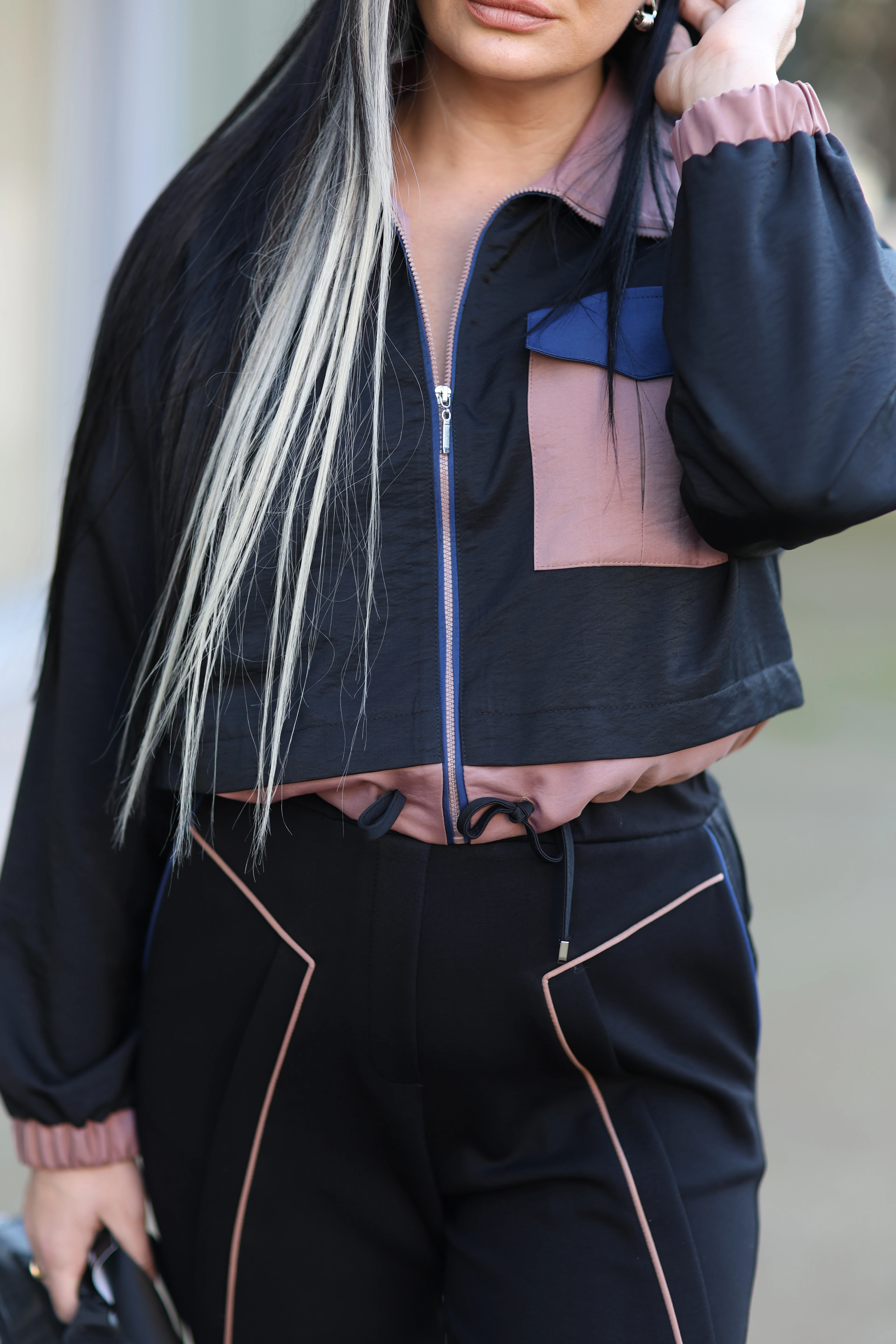 Kasha Cep Detaylı Kısa Ceket-Siyah