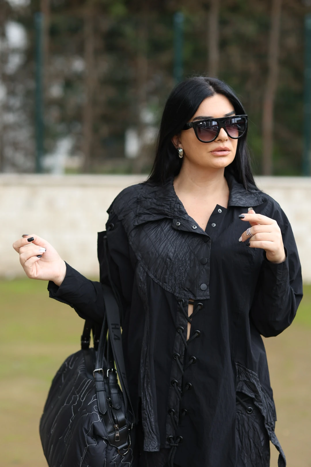 H4 Tasarım Takım-Siyah