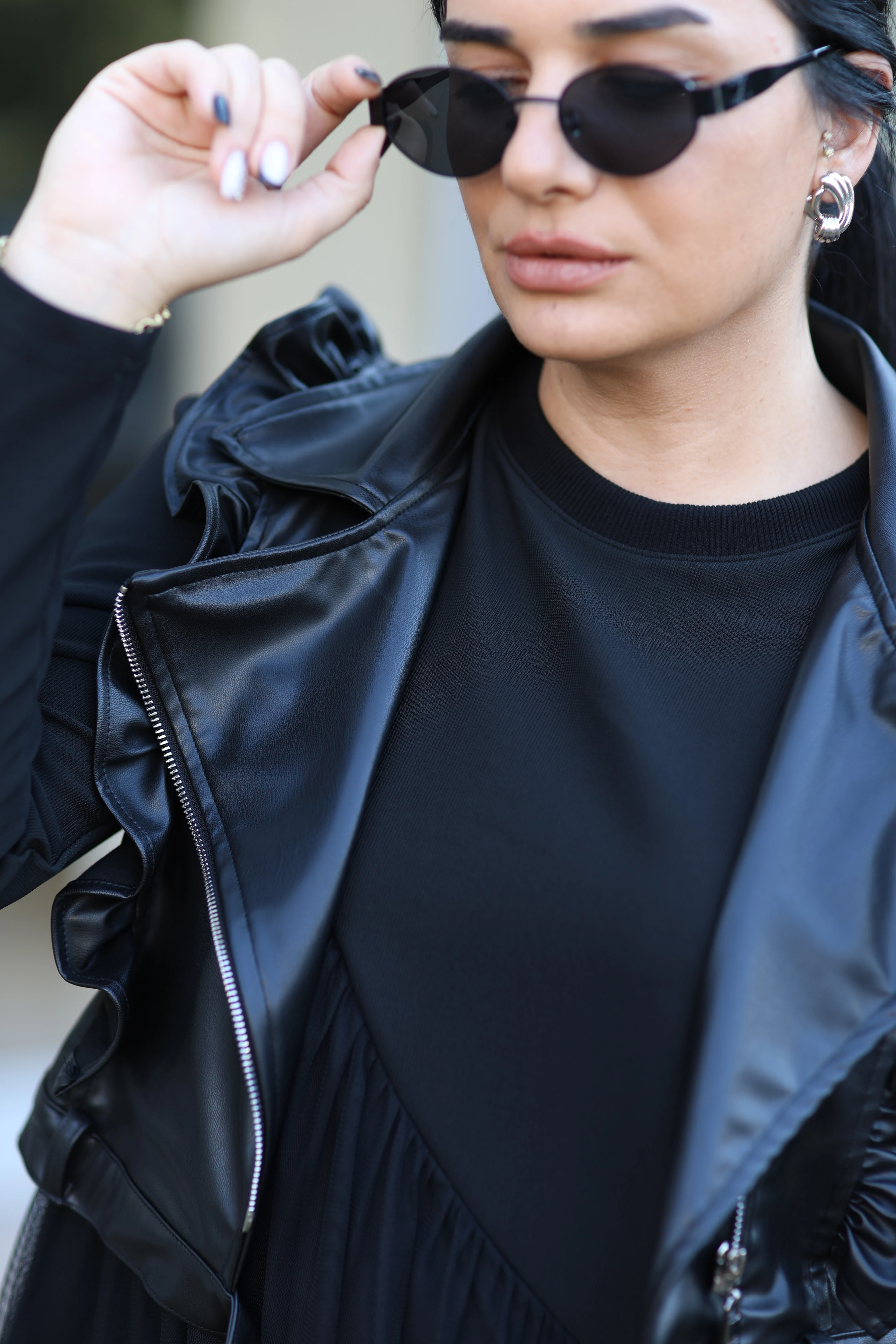 H4 Doğal Deri Yelekli Tasarım Elbise-Siyah