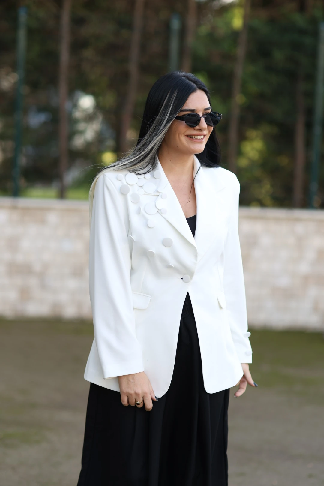 Düğme Detaylı Tasarım Blazer Ceket-Beyaz