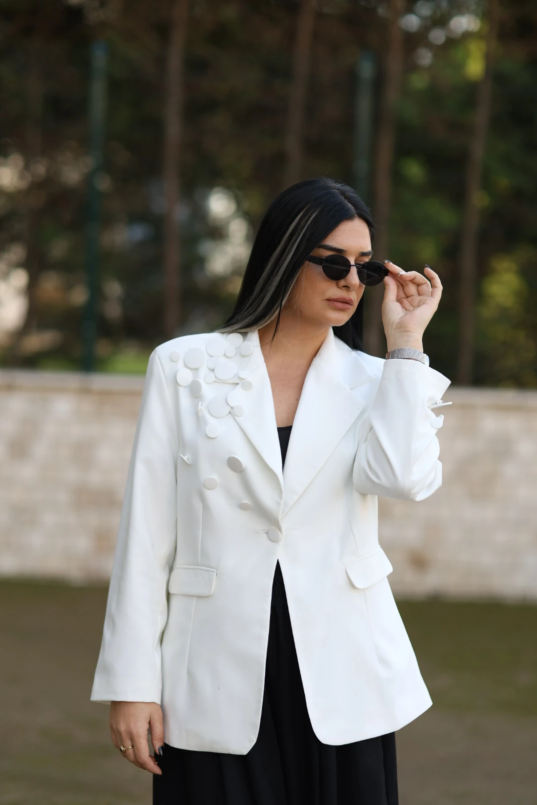 Düğme Detaylı Tasarım Blazer Ceket-Beyaz