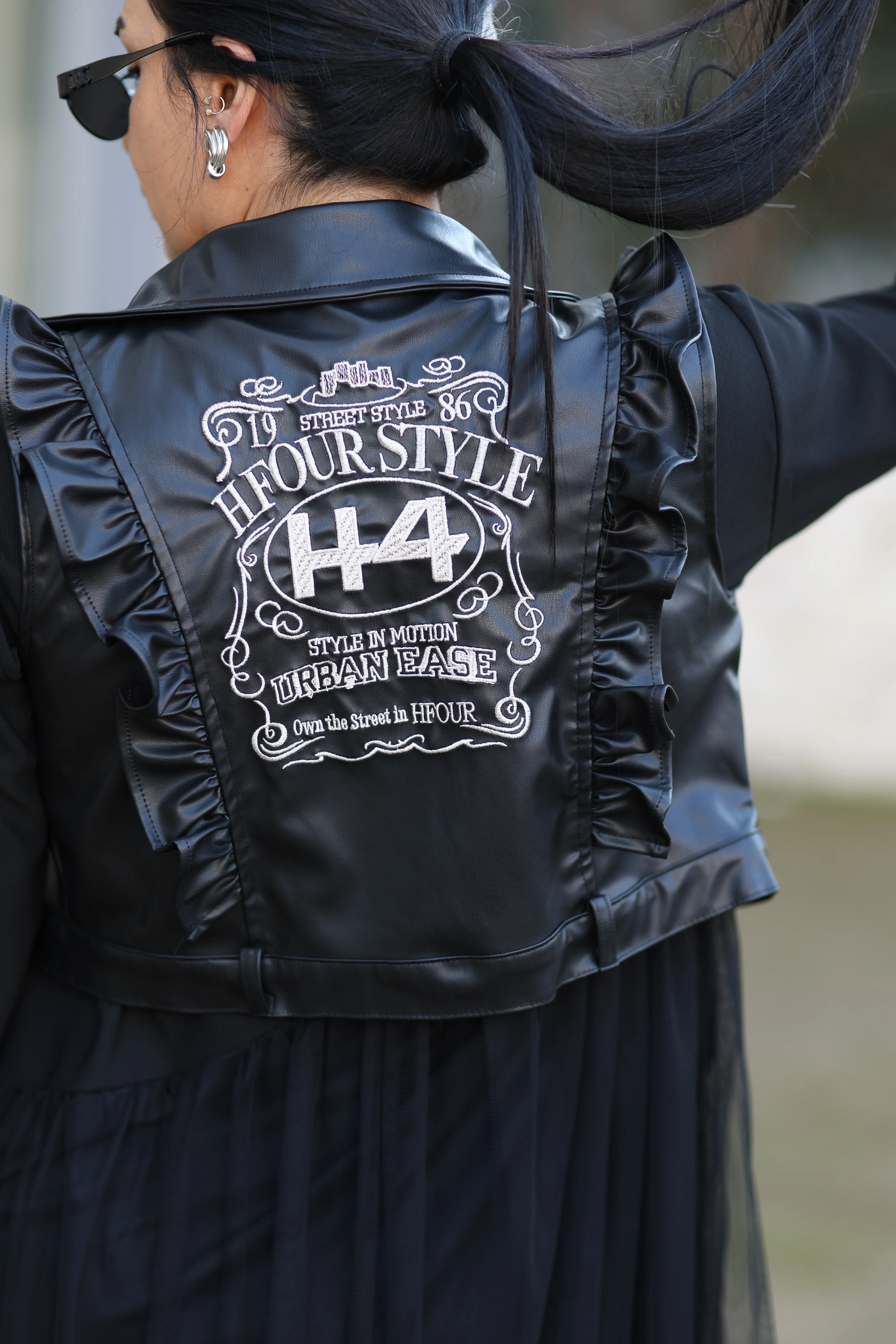 H4 Doğal Deri Yelekli Tasarım Elbise-Siyah