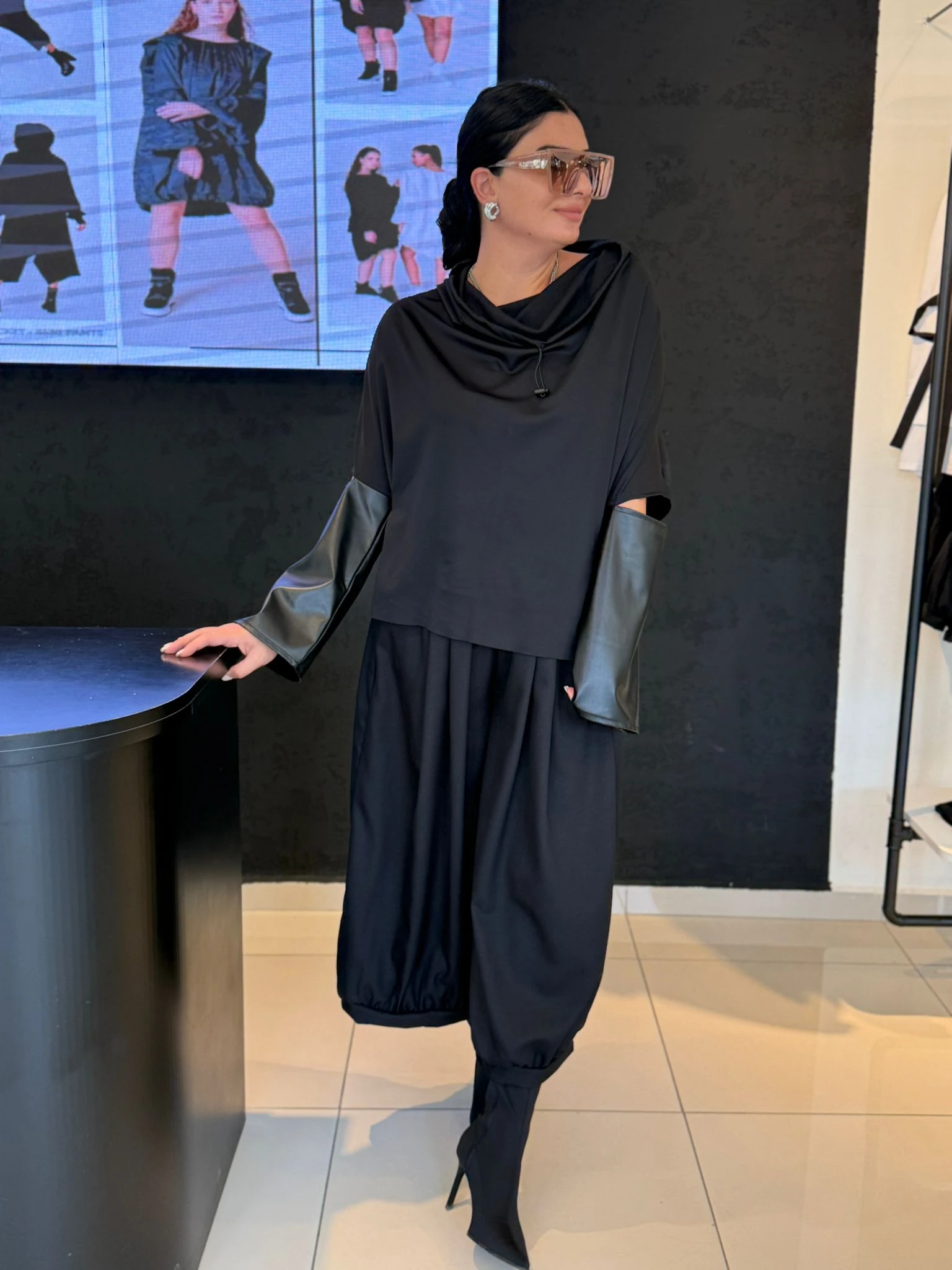 Dökümlü Doğal Deri/Jarse Kumaş Tasarım Bluz-Siyah