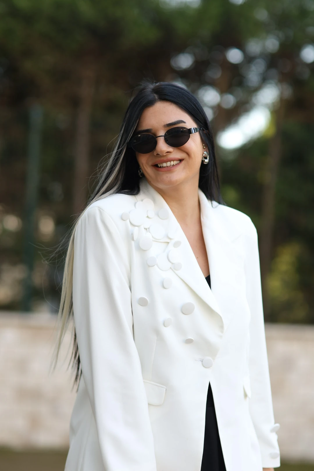 Düğme Detaylı Tasarım Blazer Ceket-Beyaz