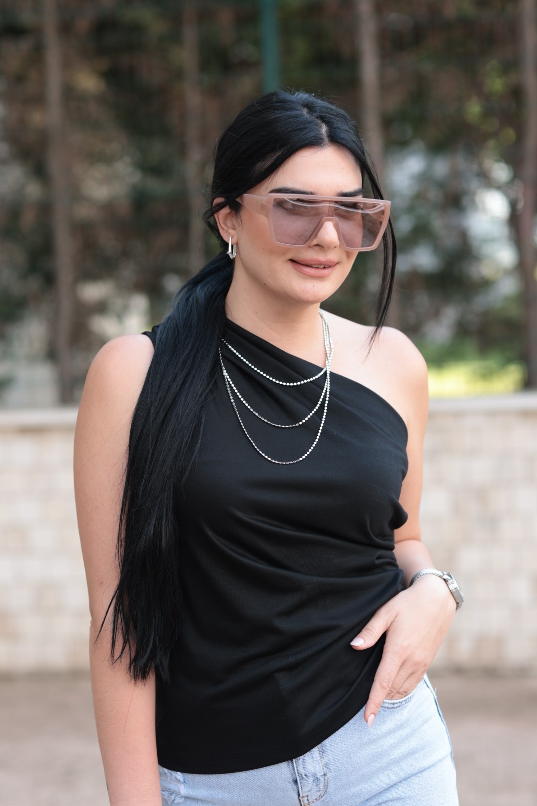 Siyah Asimetrik Tek Omuz Bluz