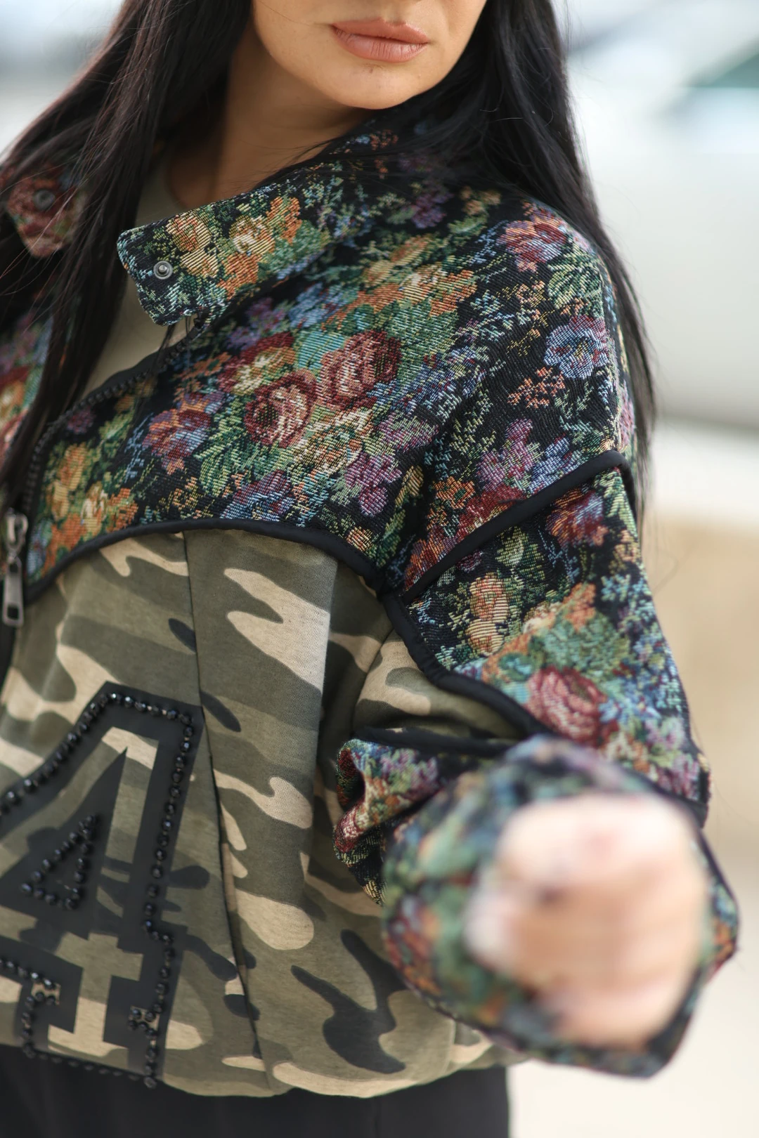 Kamuflaj Detaylı Tasarım Mont-Çokrenkli