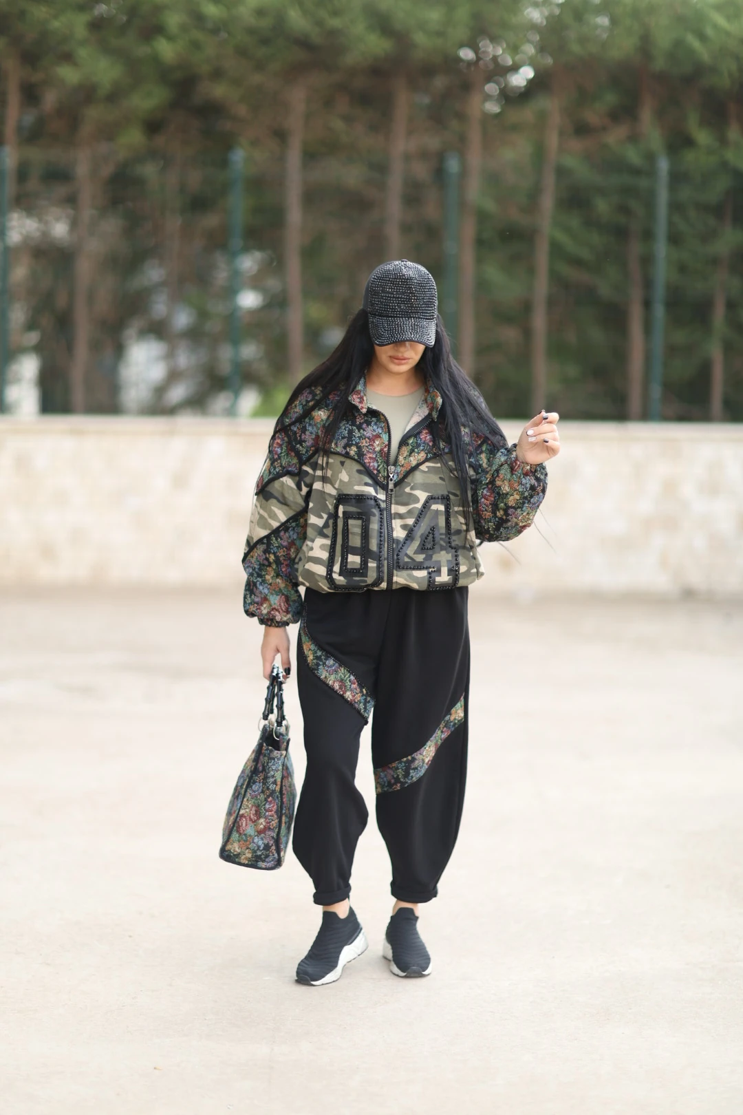 Kamuflaj Detaylı Tasarım Mont-Çokrenkli