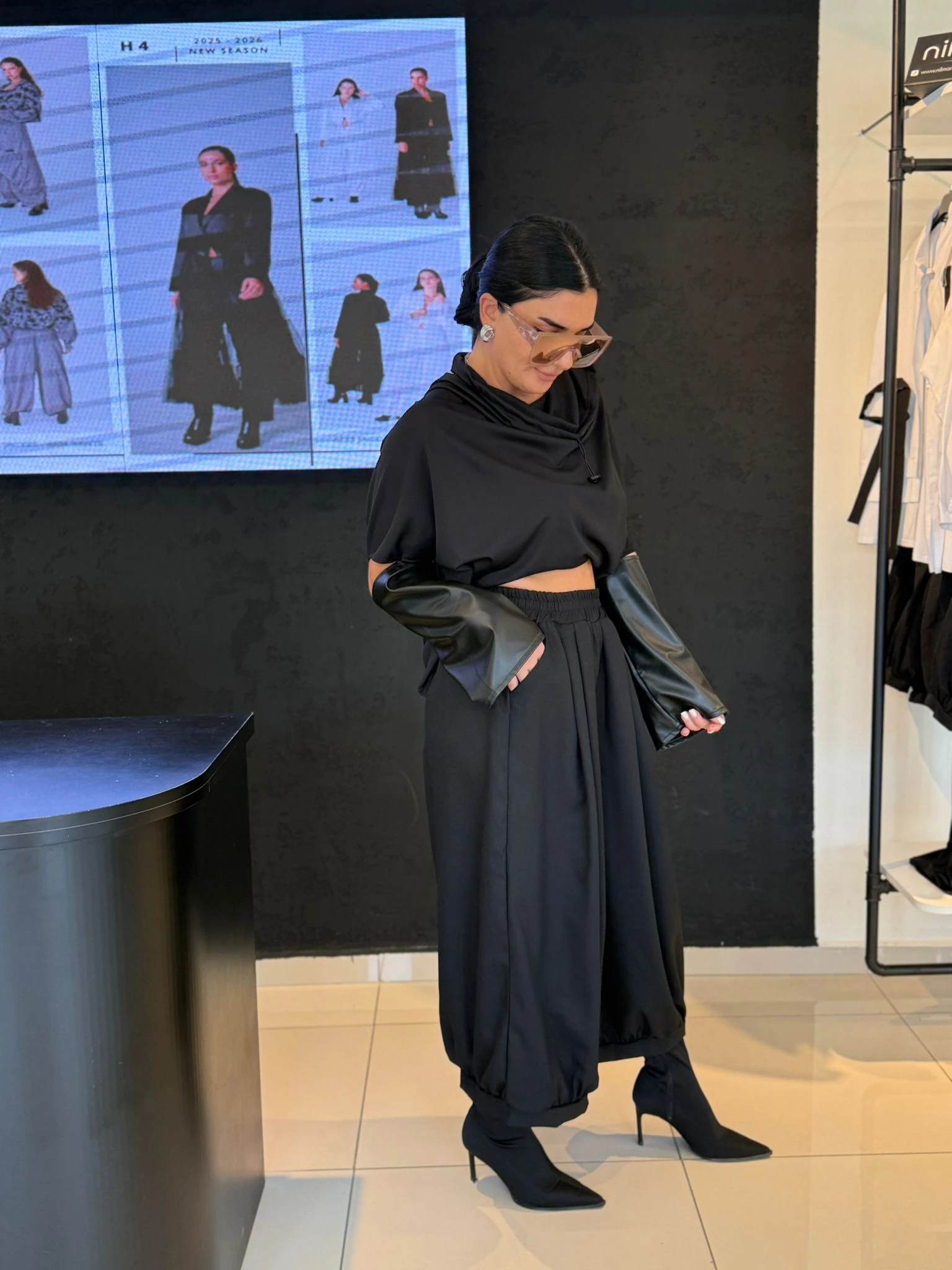 Dökümlü Doğal Deri/Jarse Kumaş Tasarım Bluz-Siyah