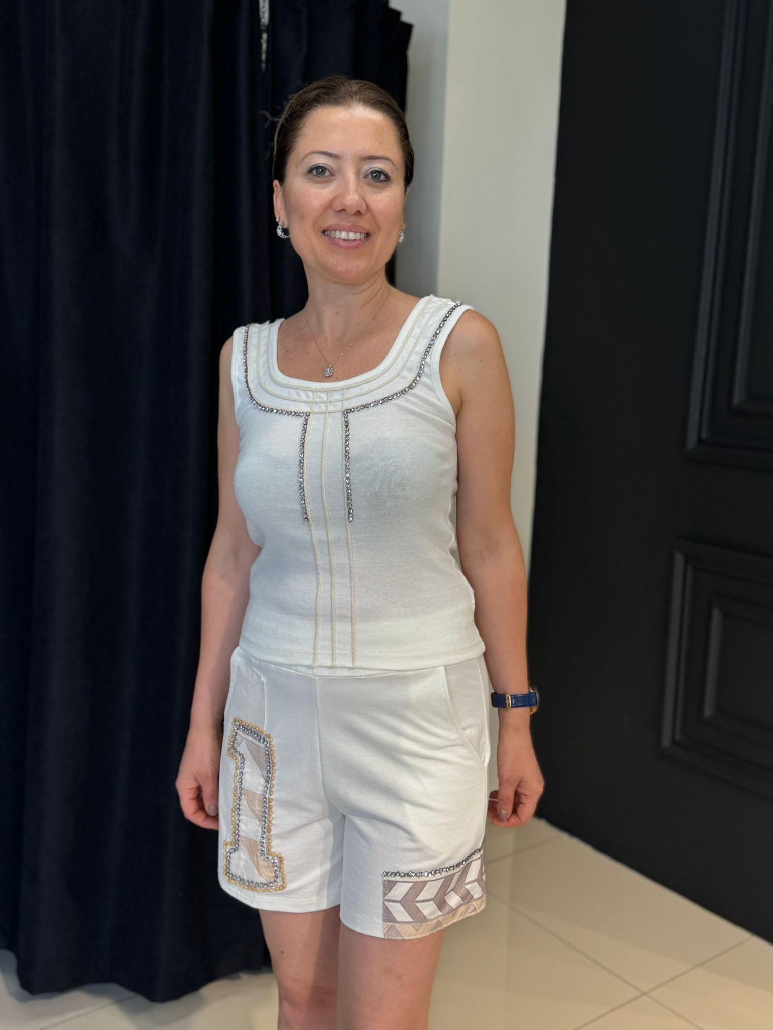 Taşlı Şort