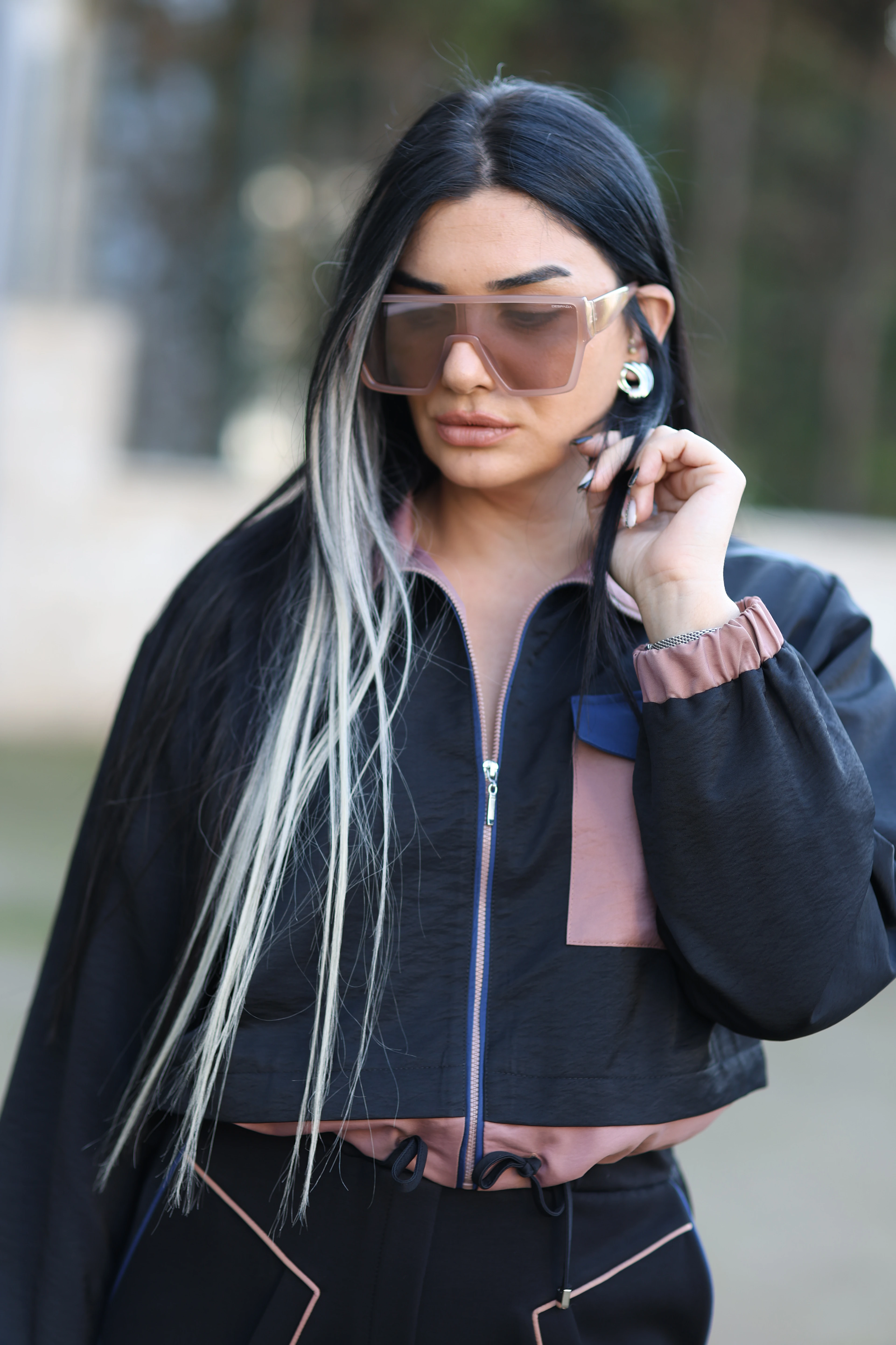 Kasha Cep Detaylı Kısa Ceket-Siyah