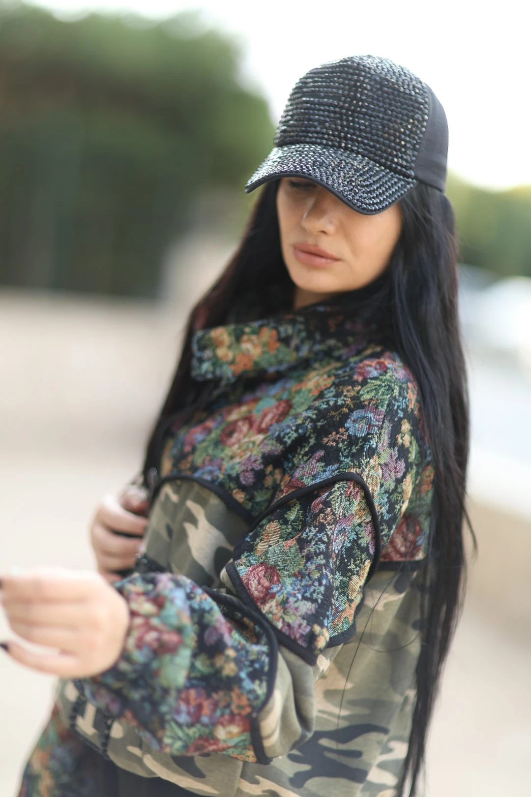 Kamuflaj Detaylı Tasarım Mont-Çokrenkli