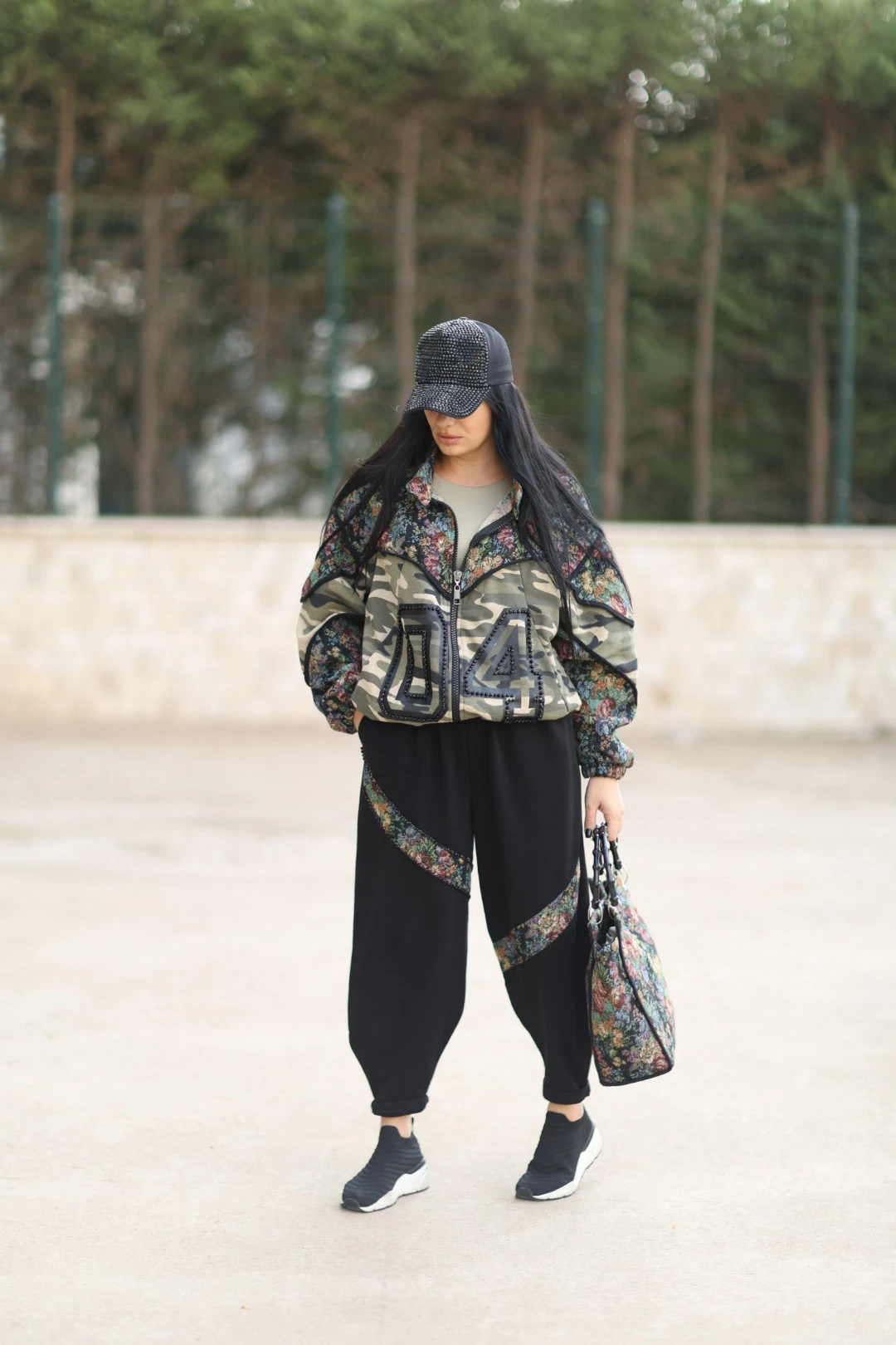 Kamuflaj Detaylı Tasarım Mont-Çokrenkli