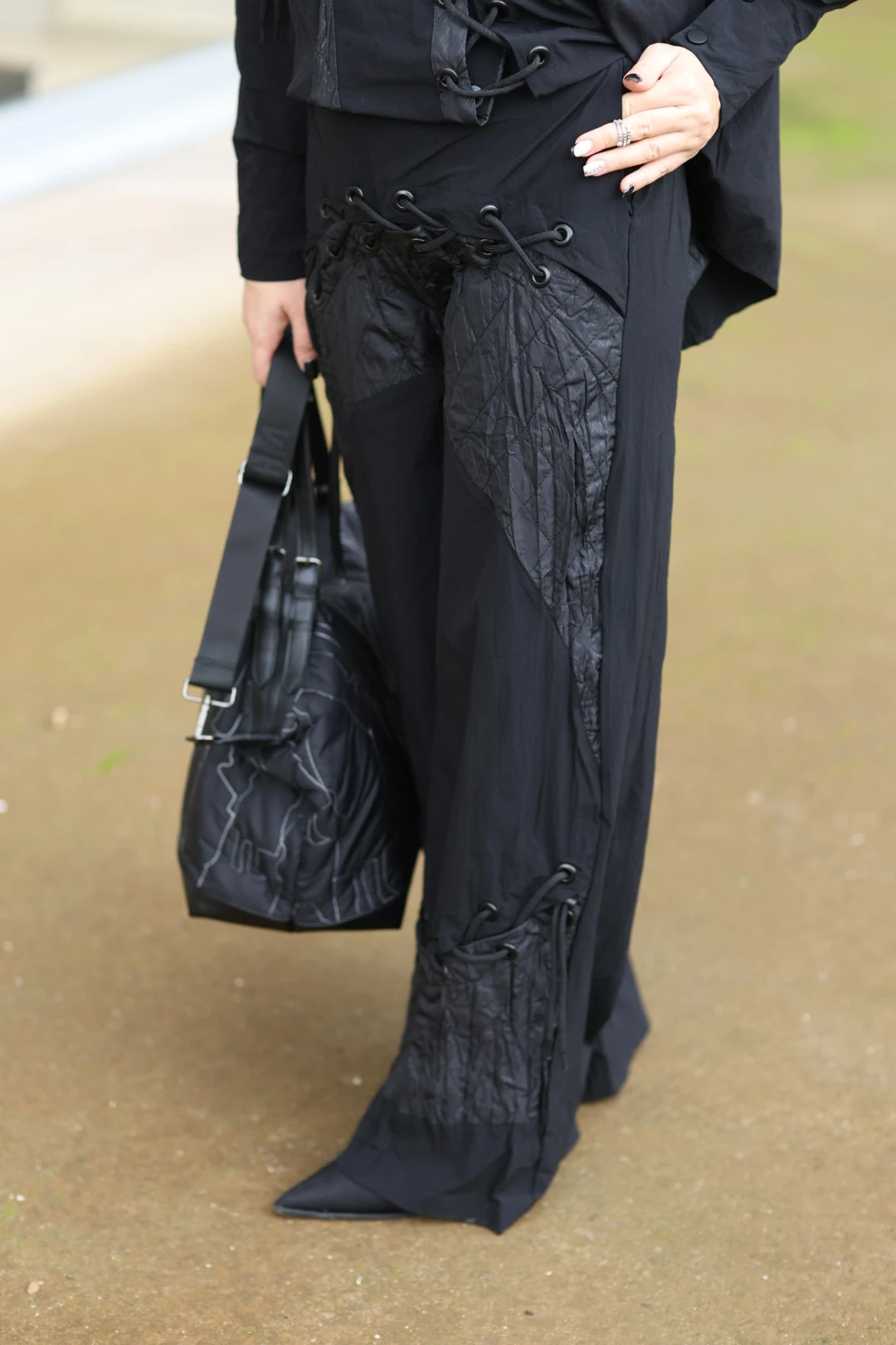 H4 Tasarım Takım-Siyah