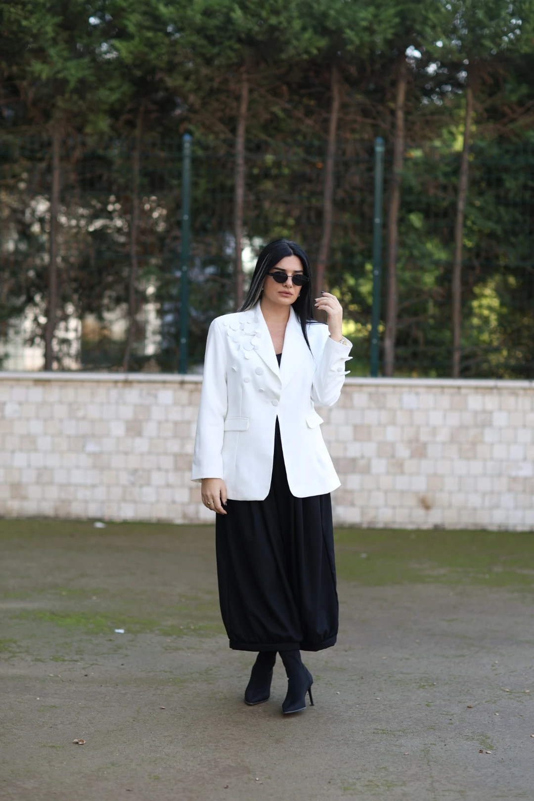 Düğme Detaylı Tasarım Blazer Ceket-Beyaz