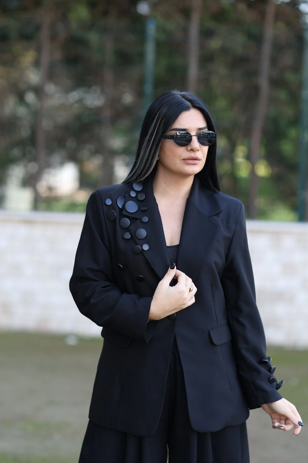 H4 Düğmeli Tasarım Ceket-Siyah