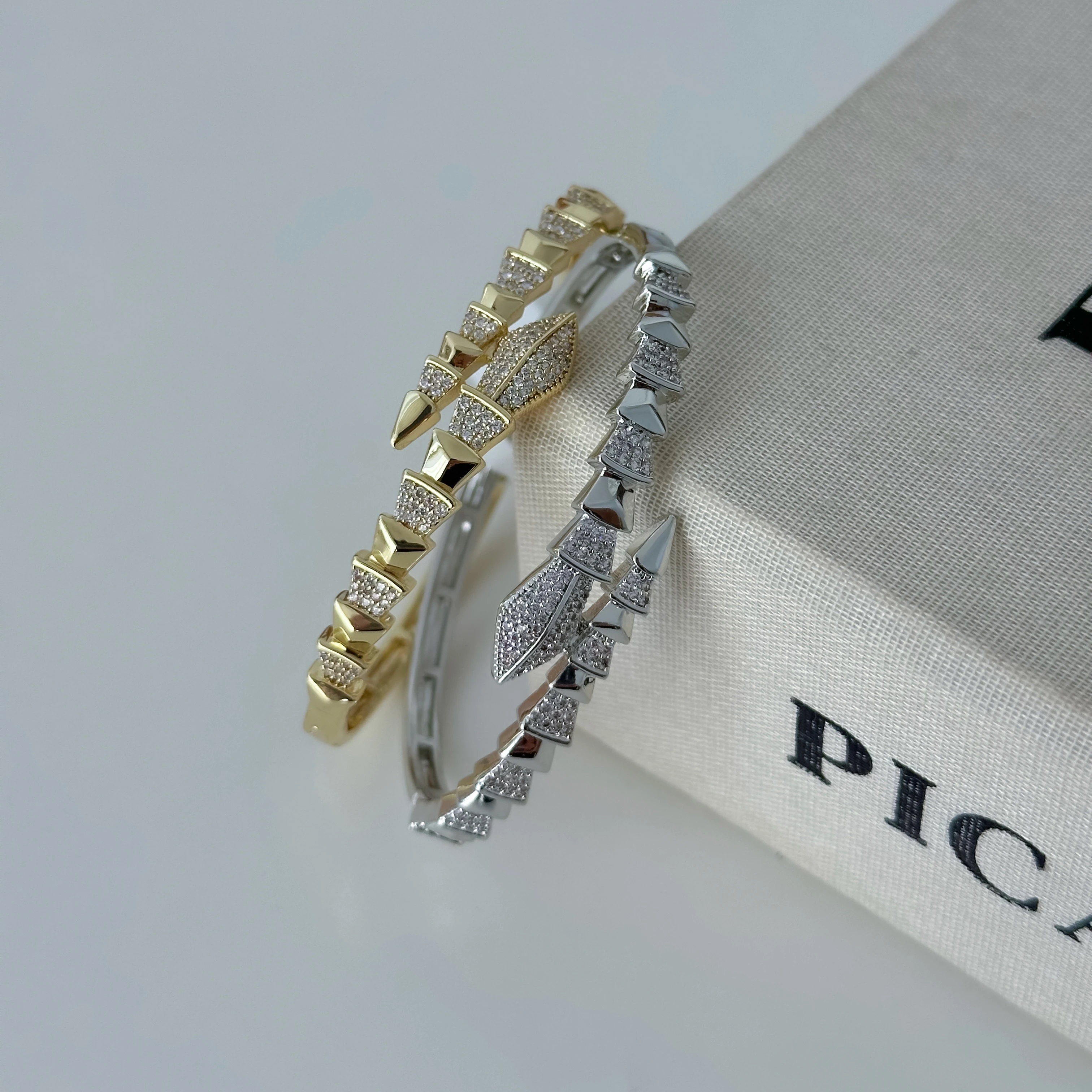 Silver Renk Yılan Kelepçe Bileklik 