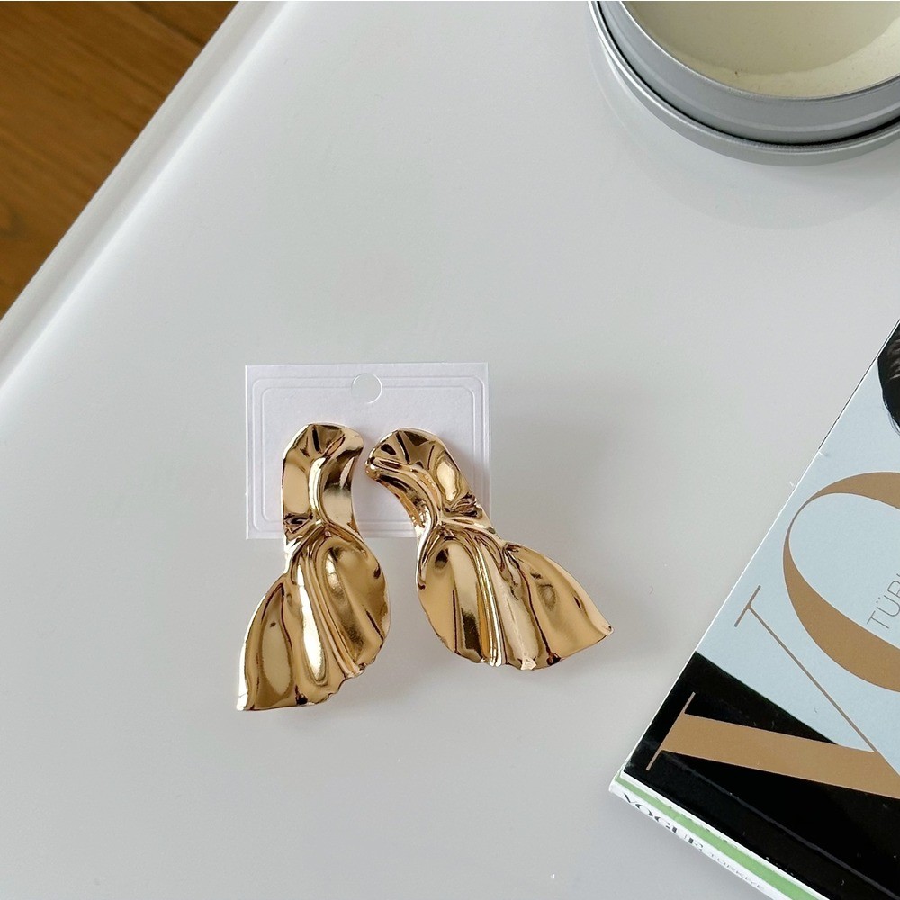 Pinterest Serisi Fiyonk Figür Gold Küpe