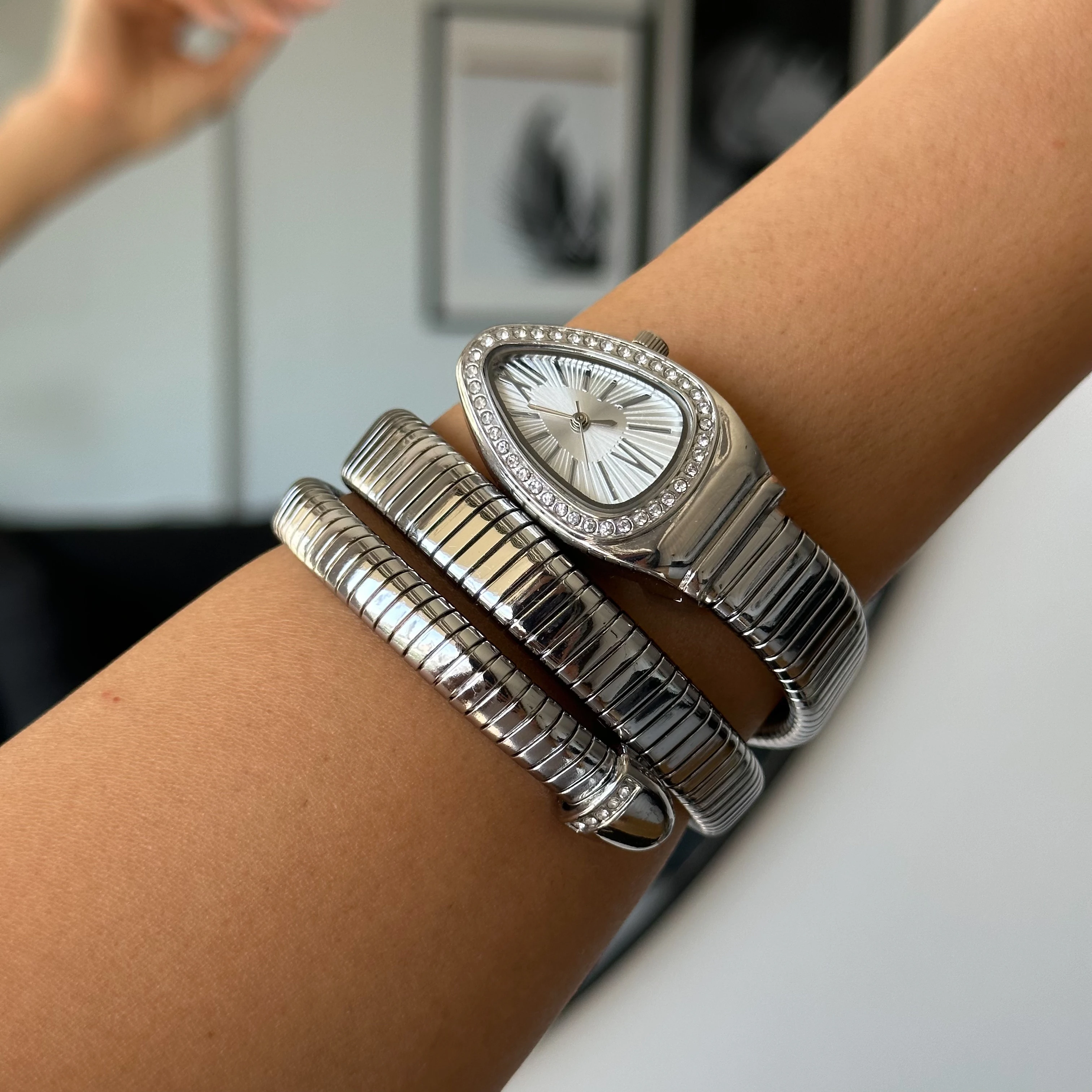 BLGARİ Model Sarmal Saat