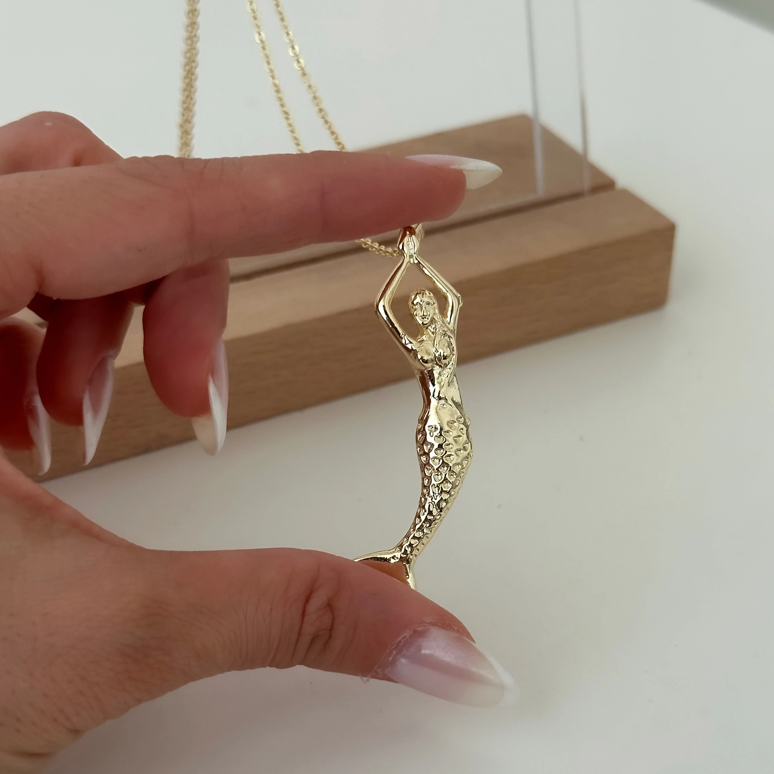 Deniz Kızı Gold Kolye 