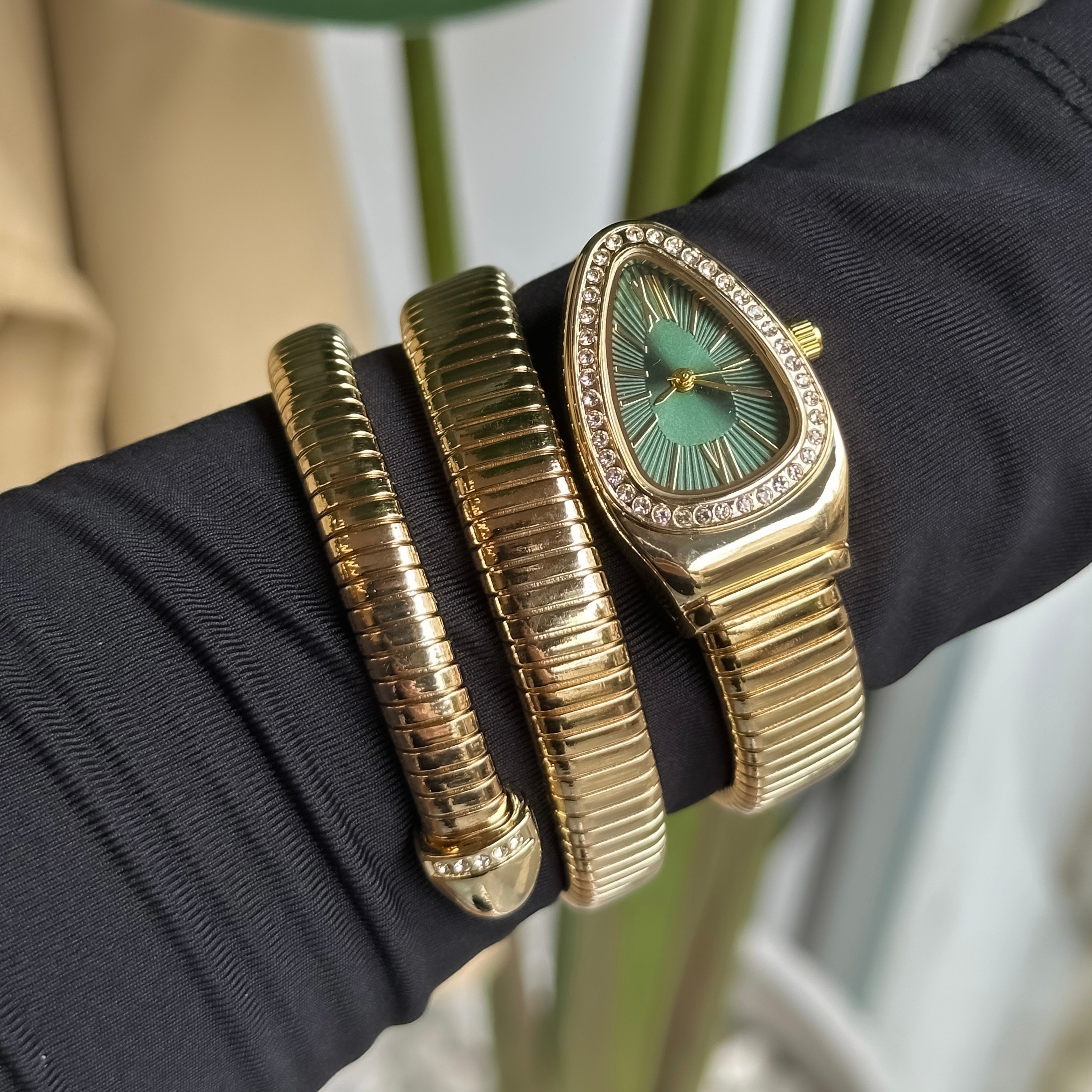 BLGR Marka Model Saat Gold 