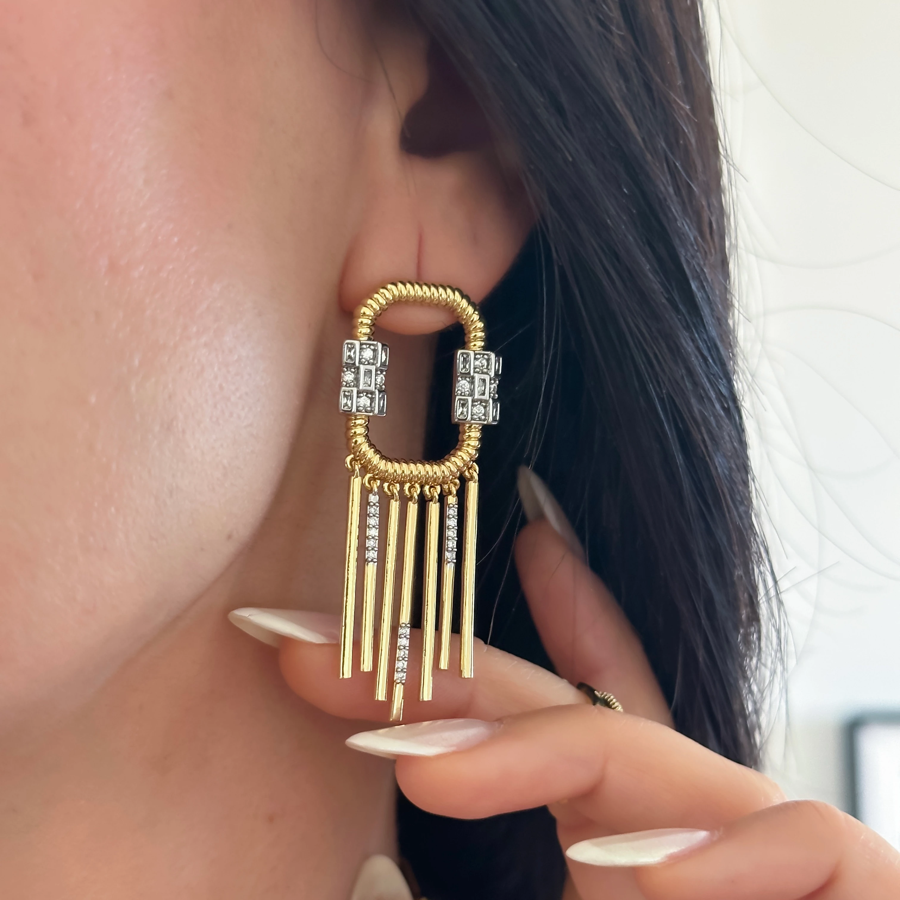 Margeret Gold Saçaklı Küpe