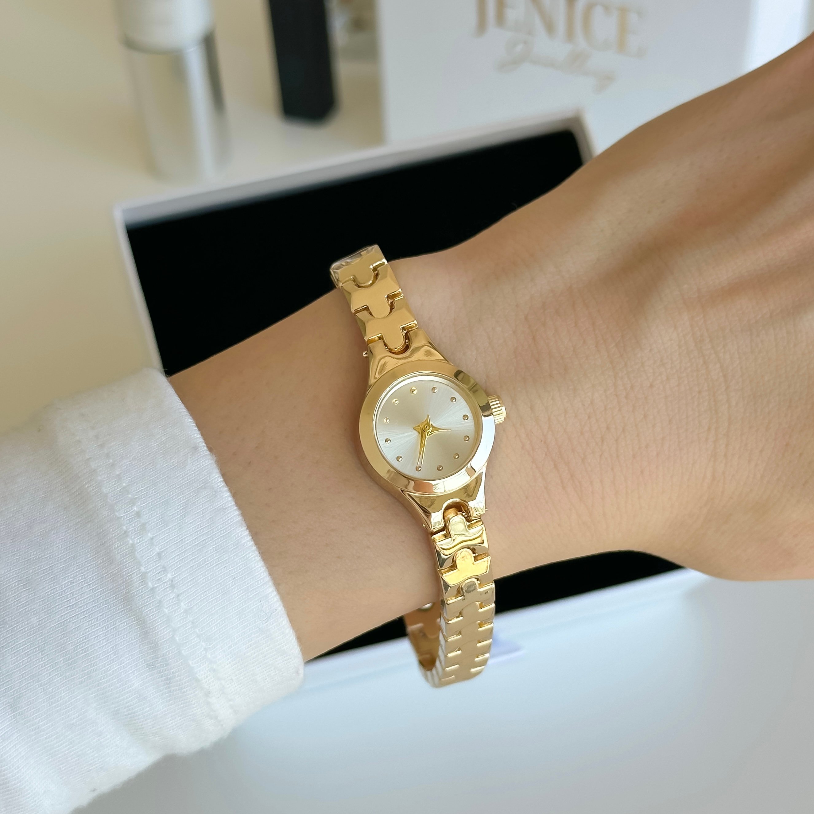 Mini Kadran Vintage Gold Saat 