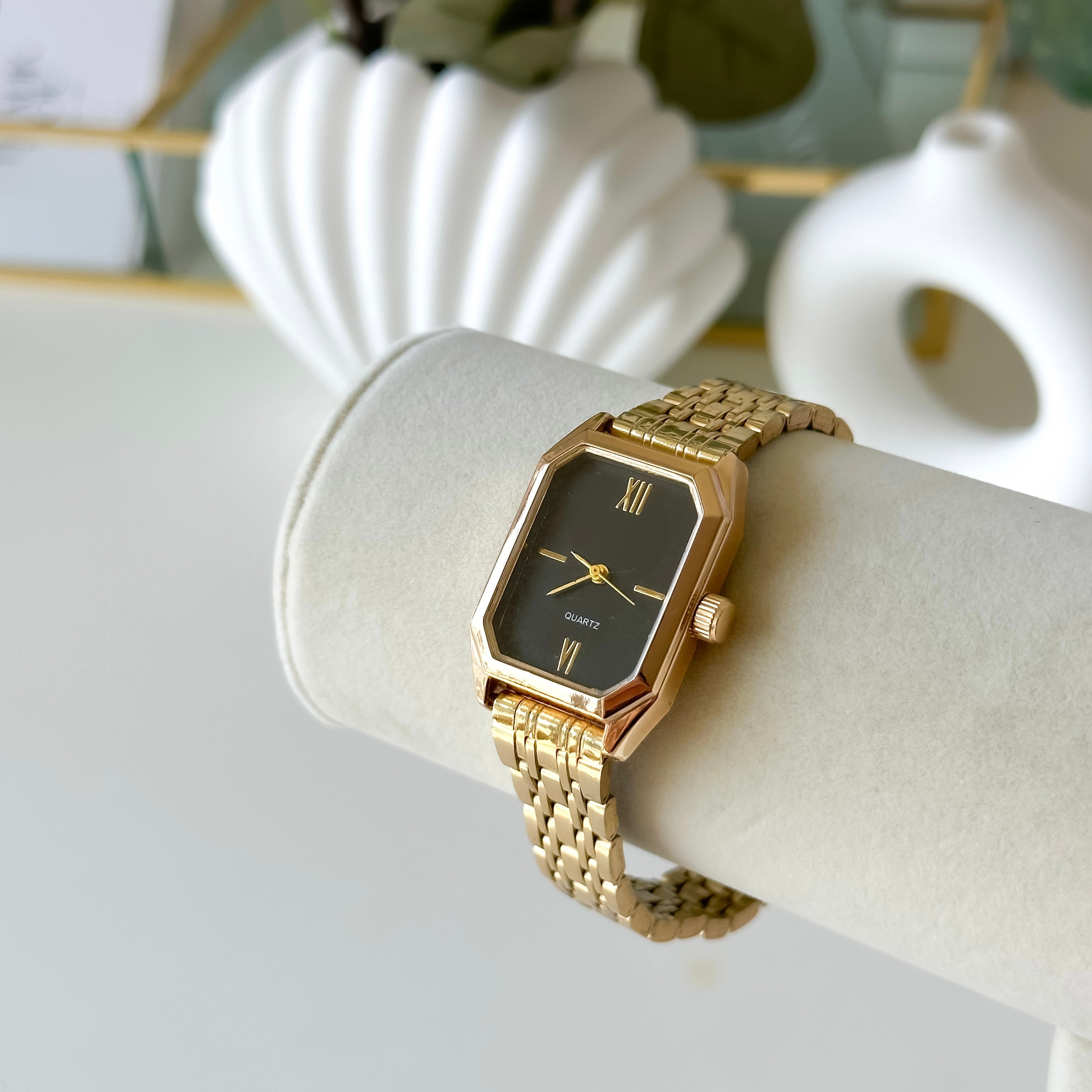 Mabel Gold Saat 