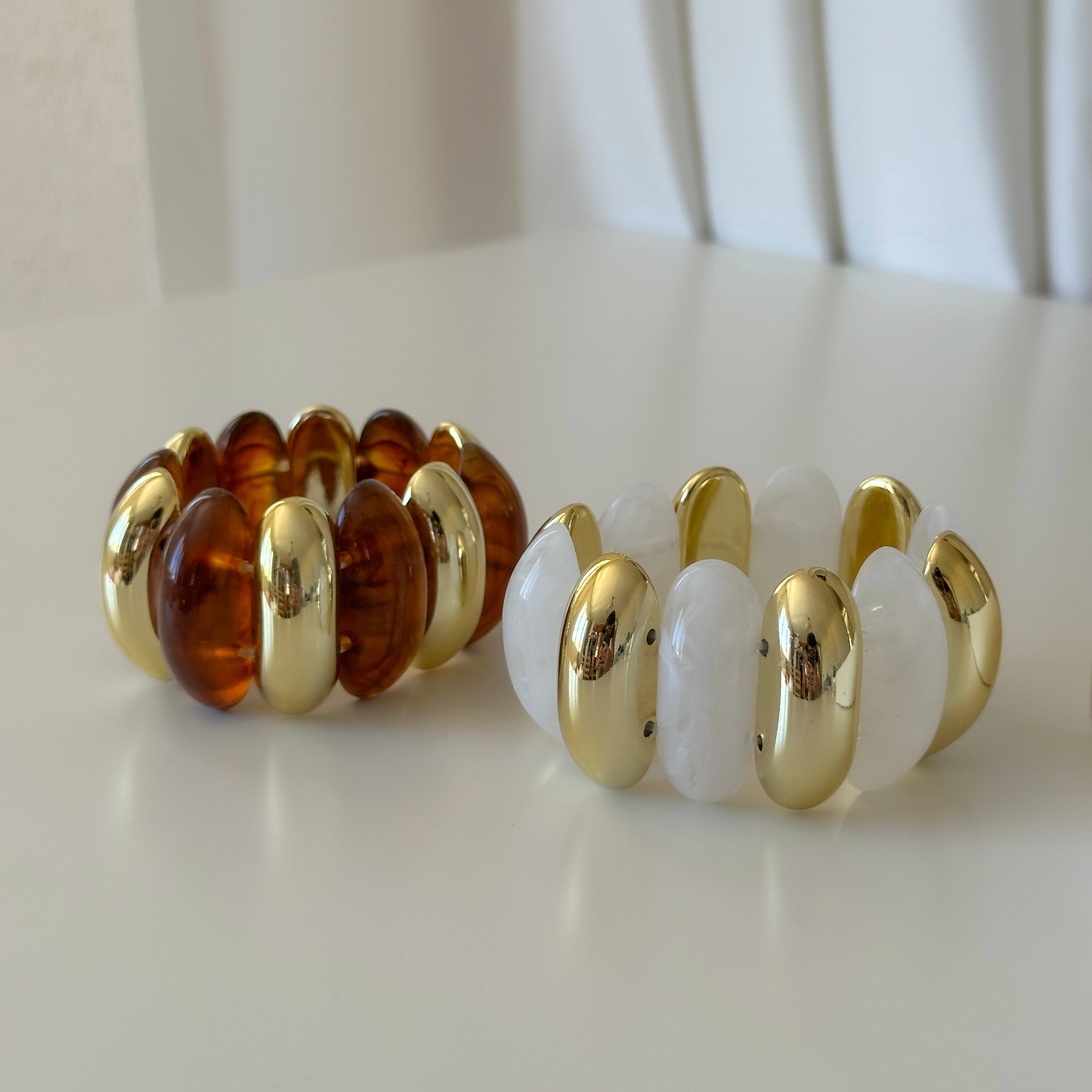 Kahve Beyaz Gold Lastikli ZRA Model Kemik Bileklik 