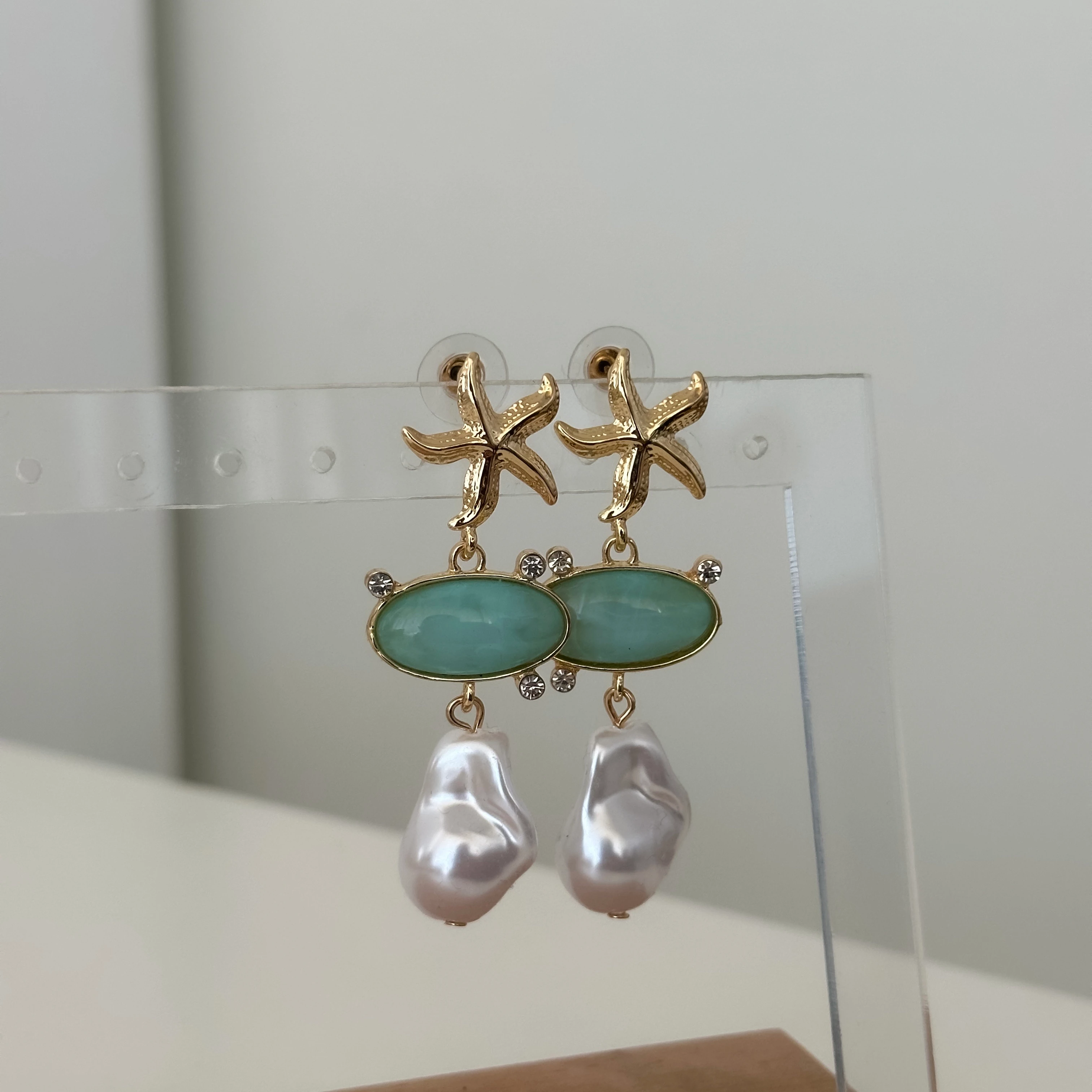 İncili Yeşil Deniz Yıldızı Gold Küpe 