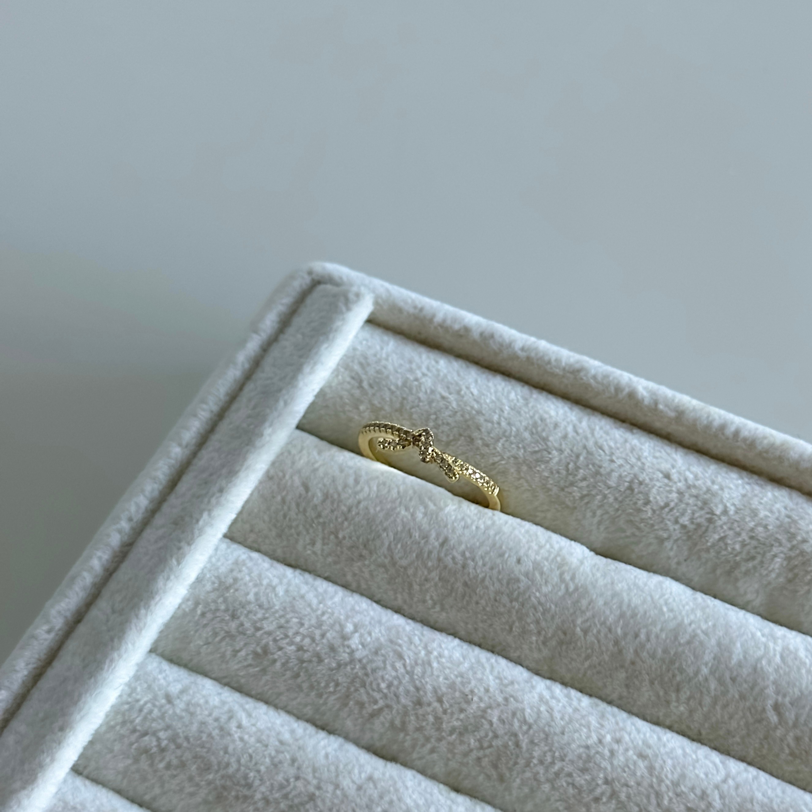 Mini Taşlı Düğüm Yüzük 