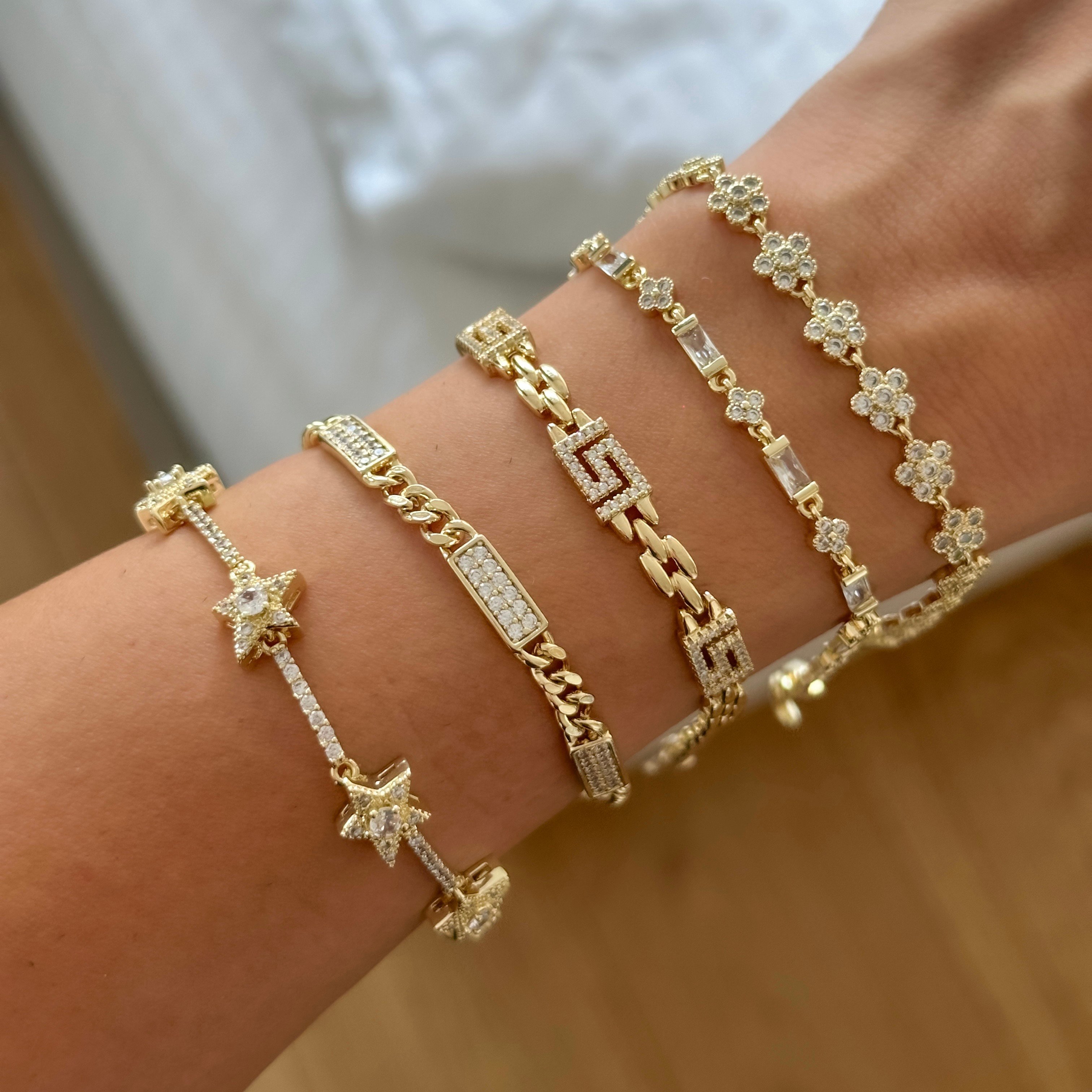 Basic Taşlı Gold Bileklik 