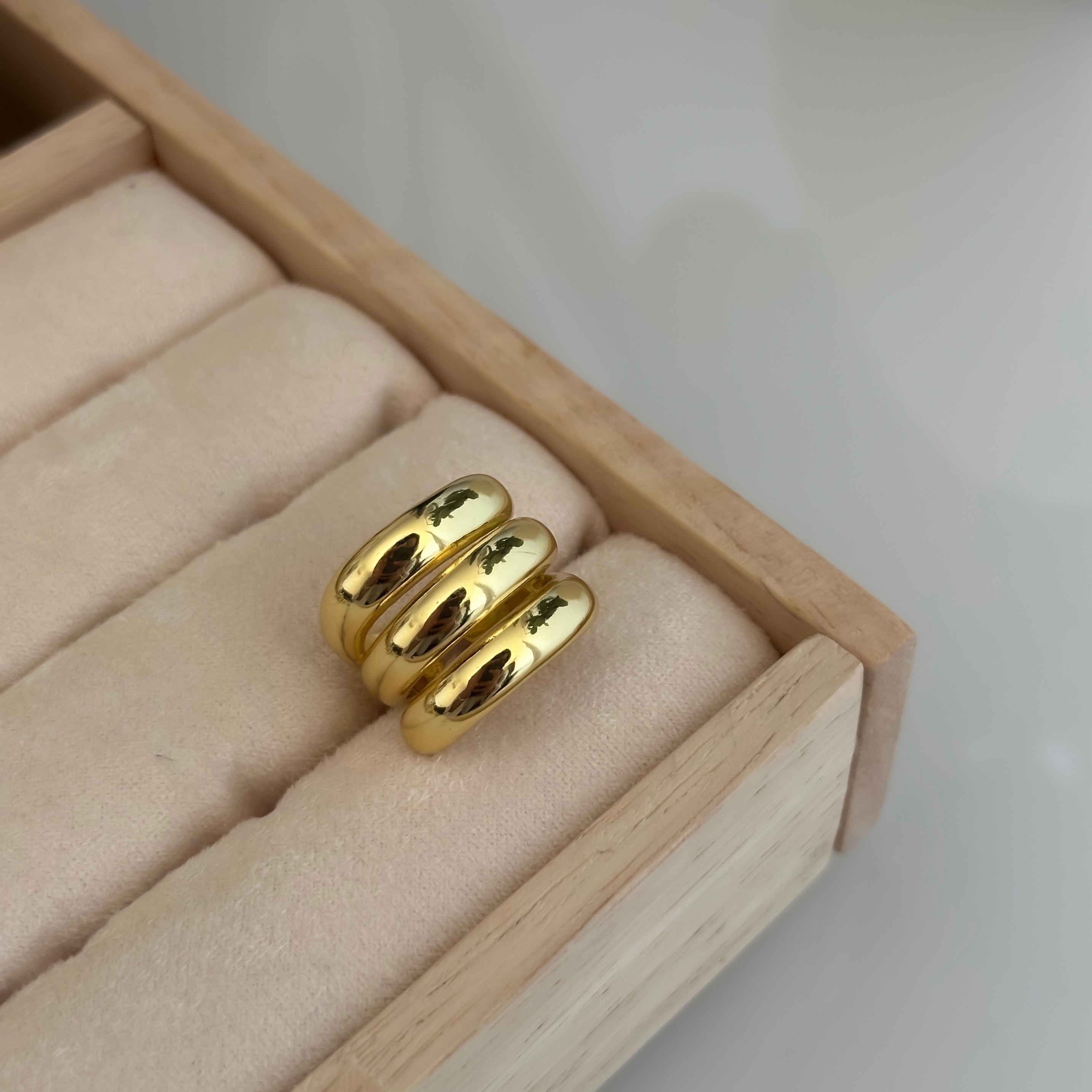 Üç Şeritli Gold Pinterest Yüzük