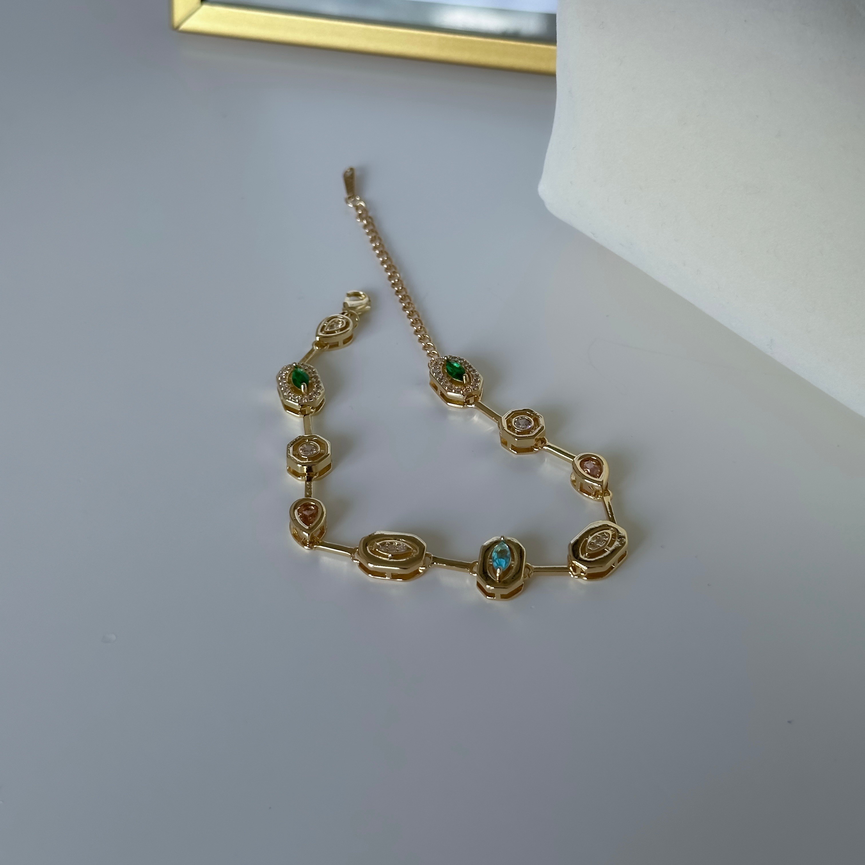 Sırataşlı Gold Bileklik 