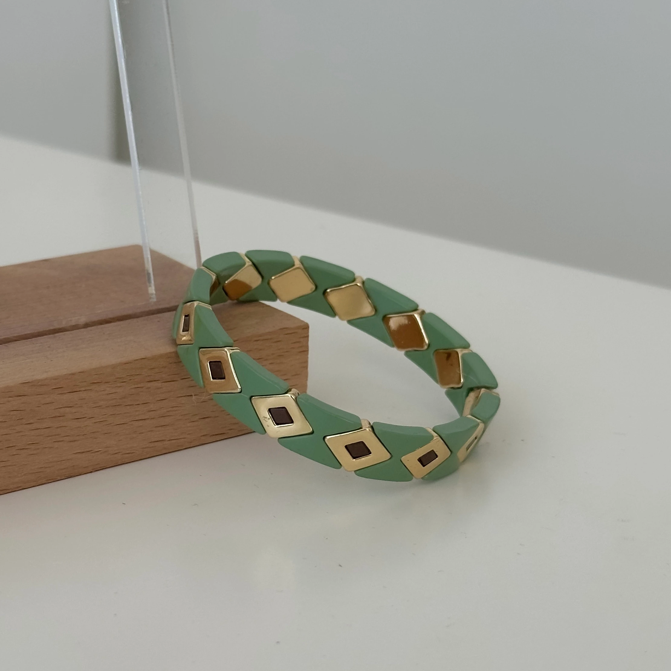 Lastikli Su Yeşili Bileklik 