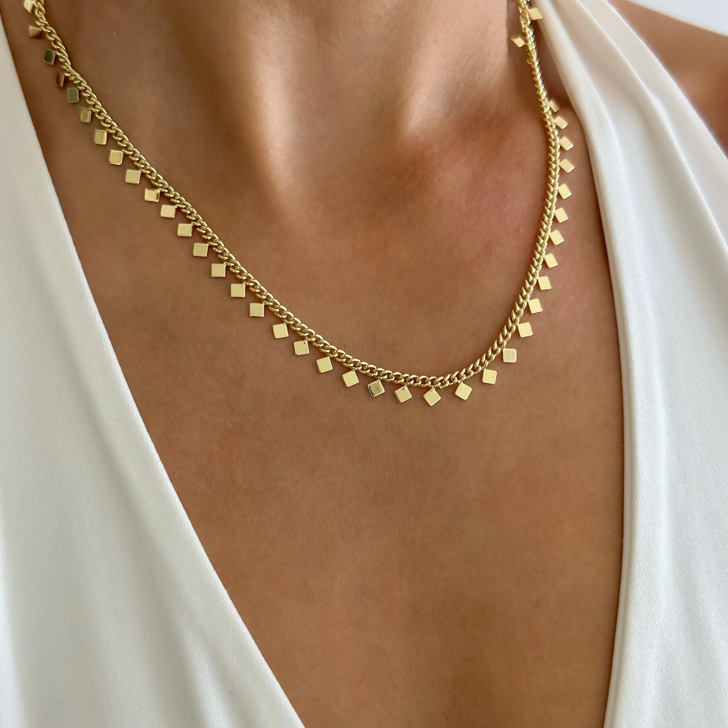 Kare Pullu Gold Kolye 