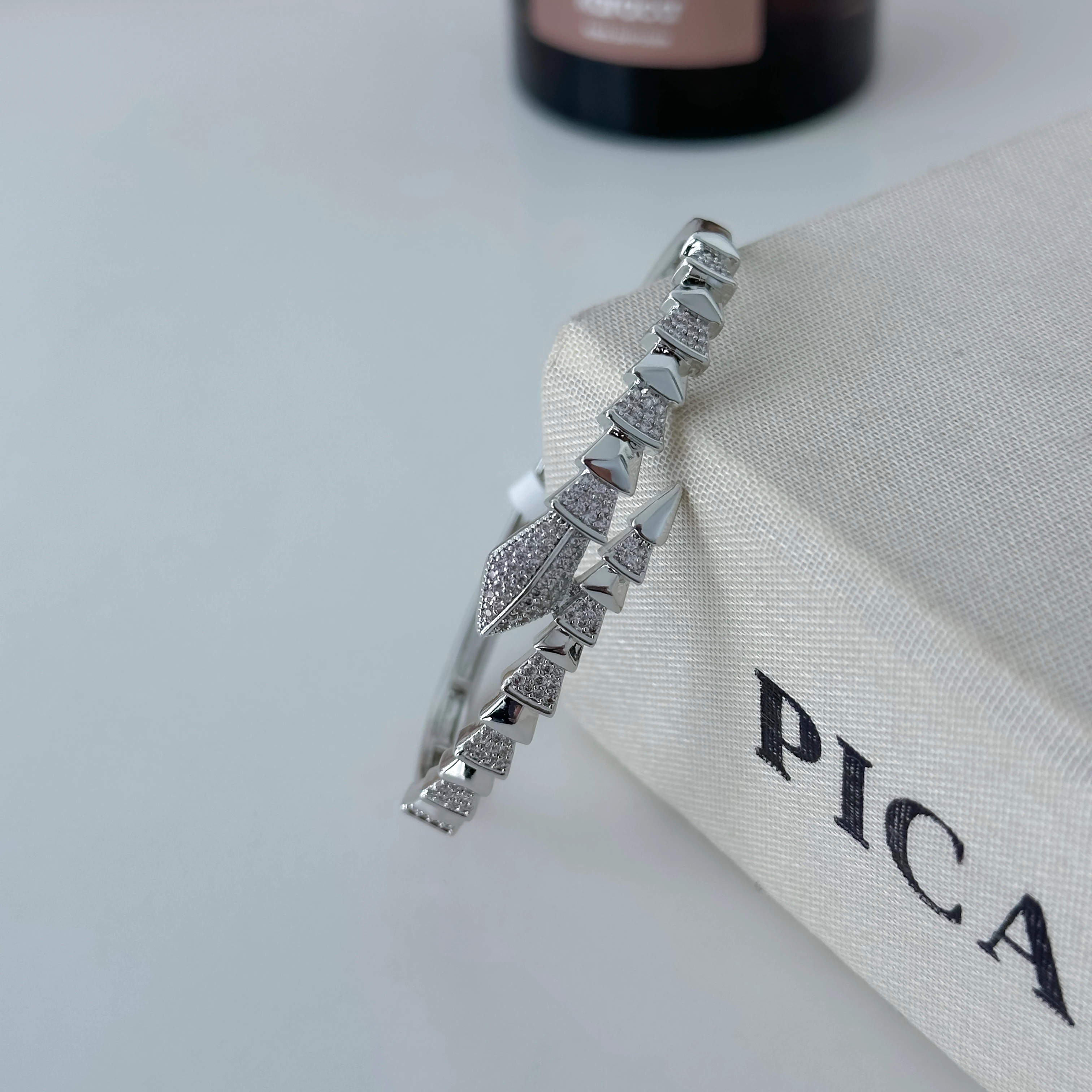 Silver Renk Yılan Kelepçe Bileklik 