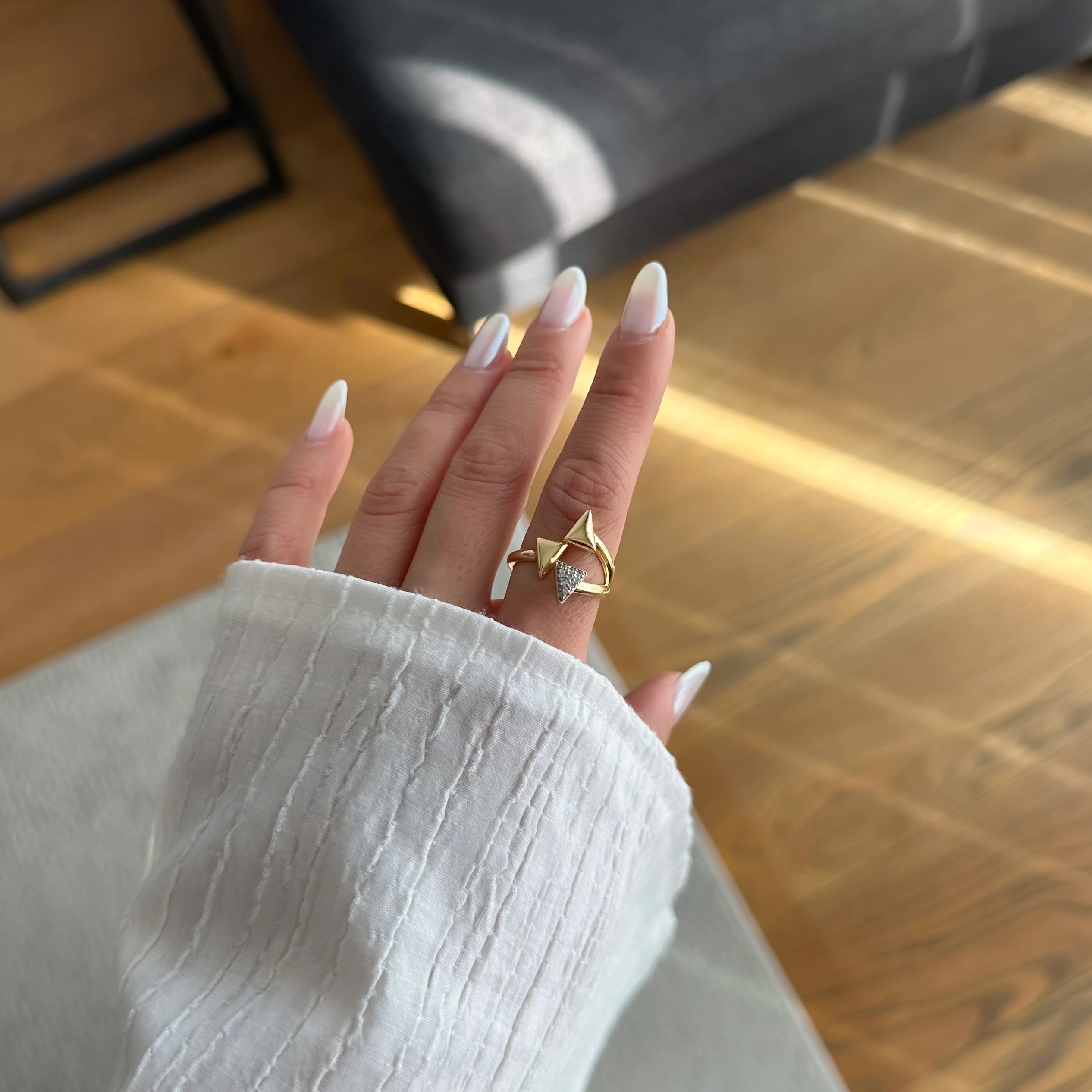 Üçgen Detaylı Basic Gold Yüzük