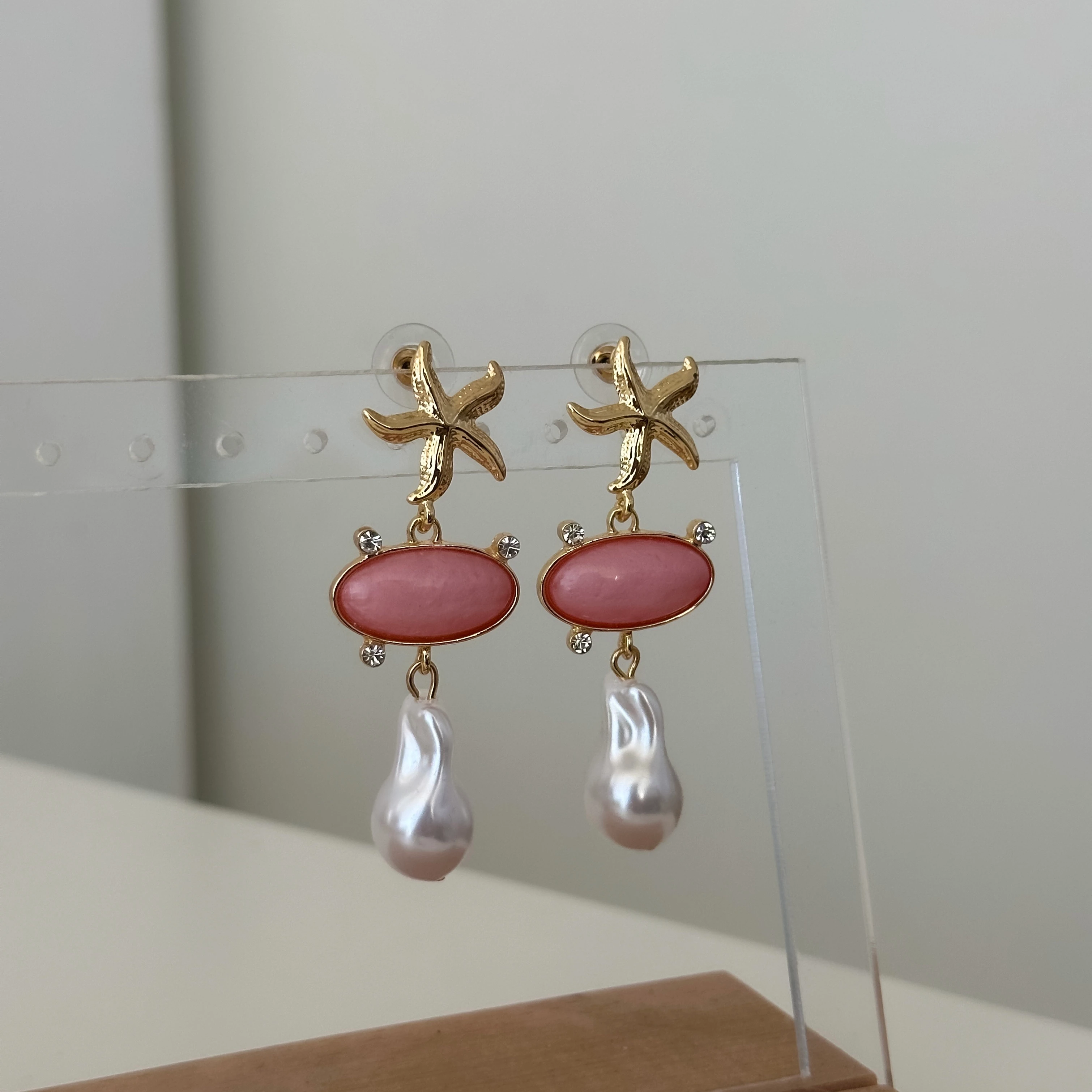 İncili Pembe Deniz Yıldızı 