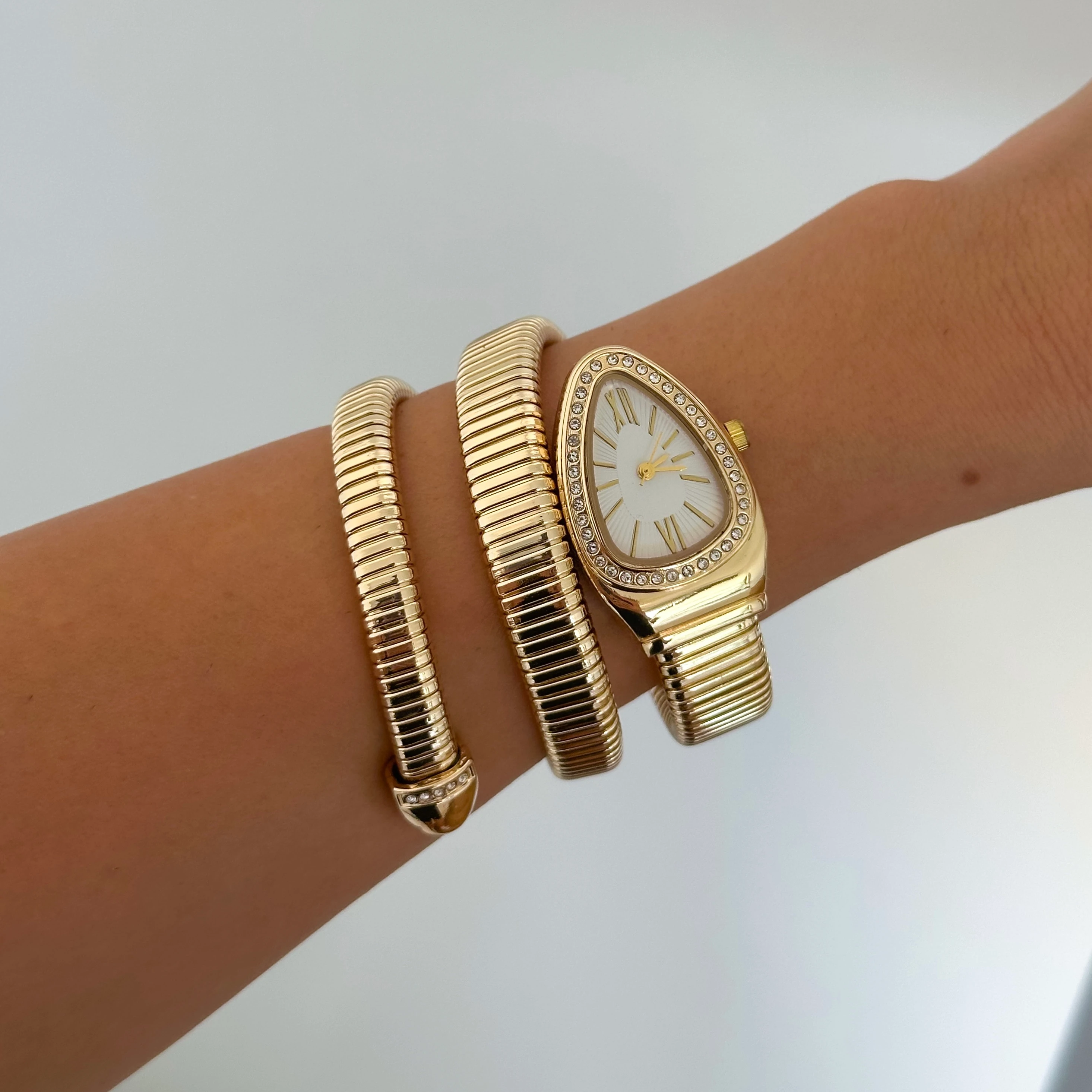 BLGARİ Model Sarmal Saat