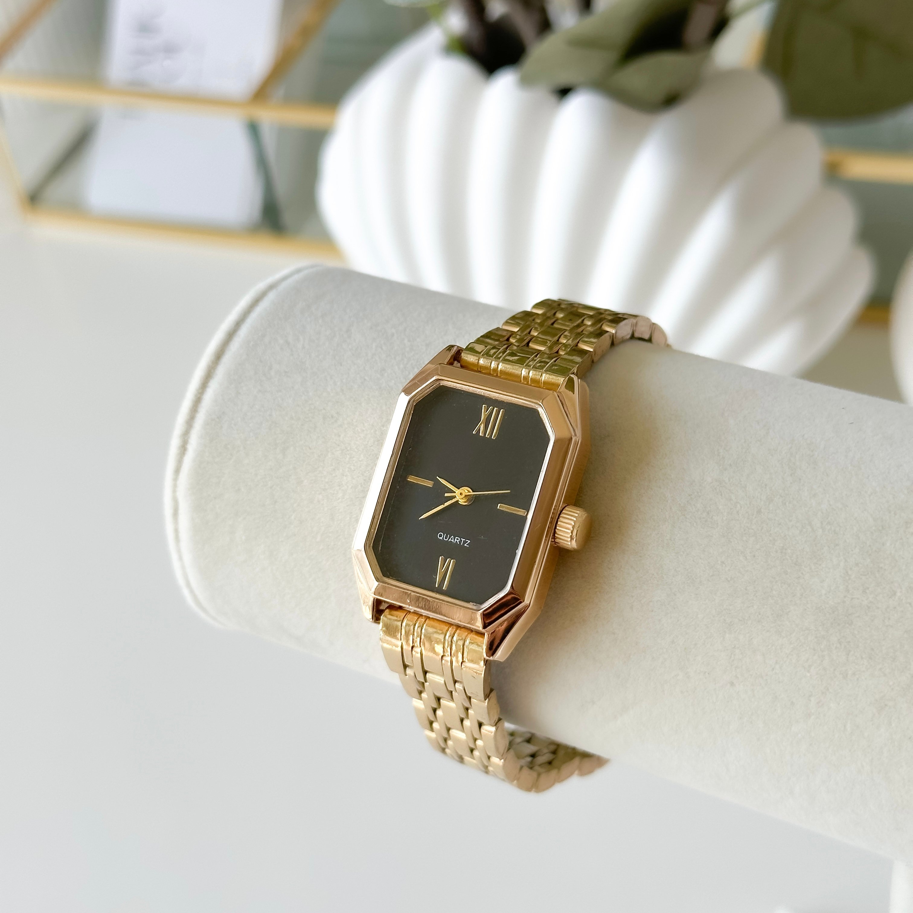 Mabel Gold Saat 