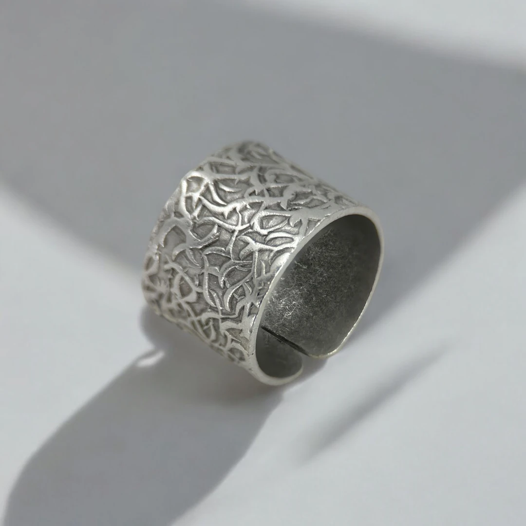 Antik Dokulu Ayarlanabilir Zamak Yüzük