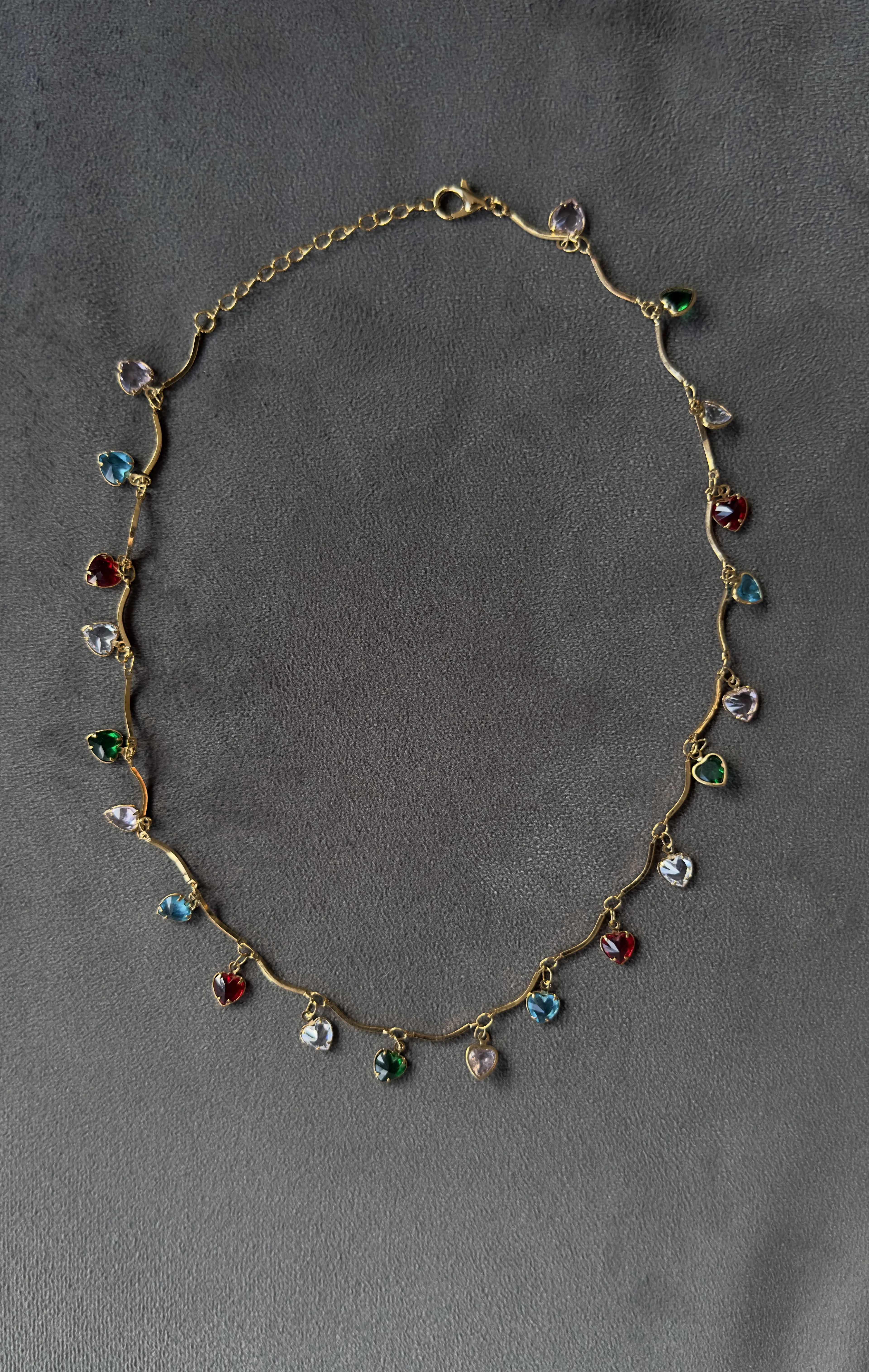 Renkli Kalpli Çelik Kolye