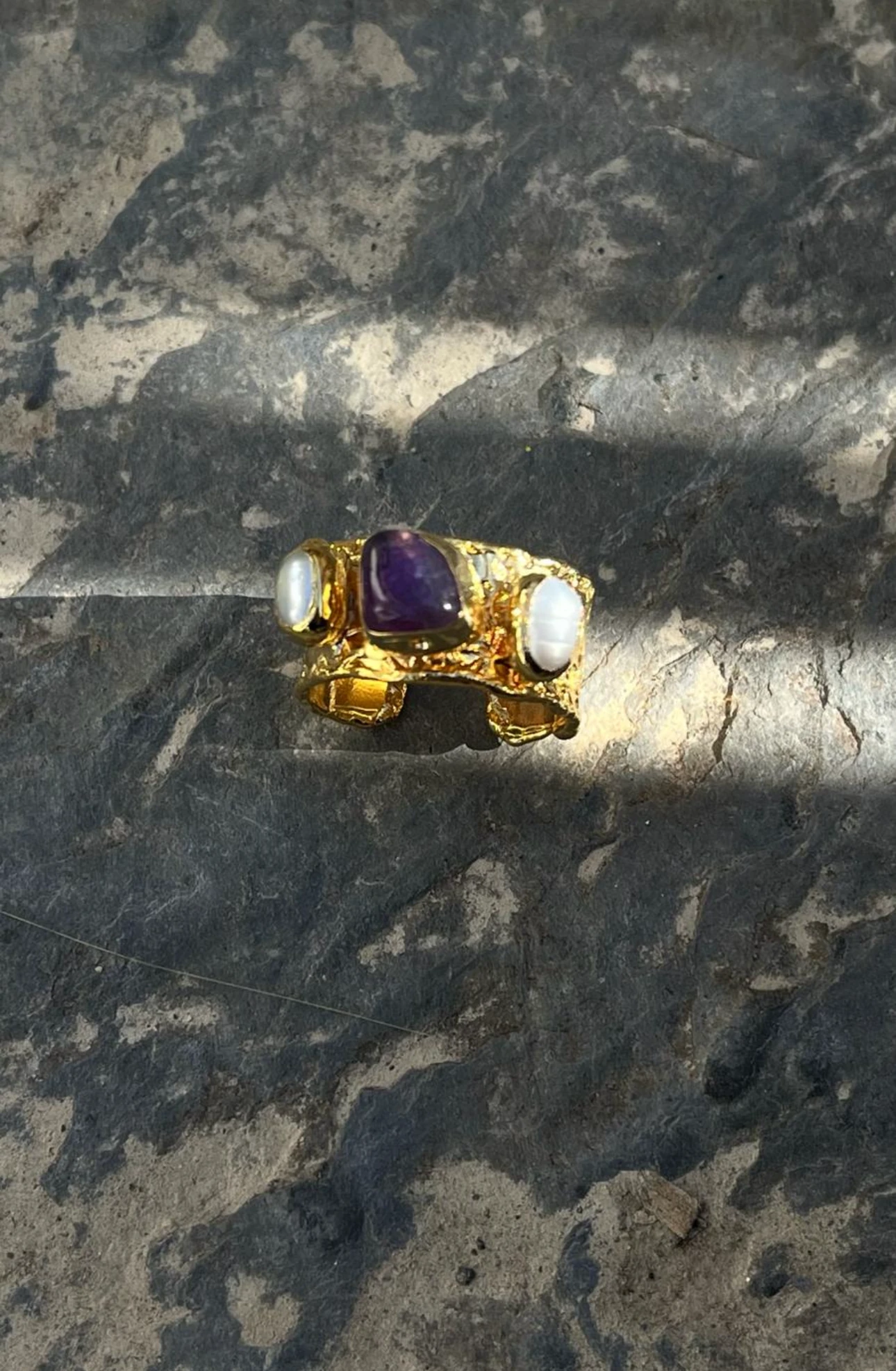 Doğal İncili & Ametist Taşlı Altın Kaplama Yüzük