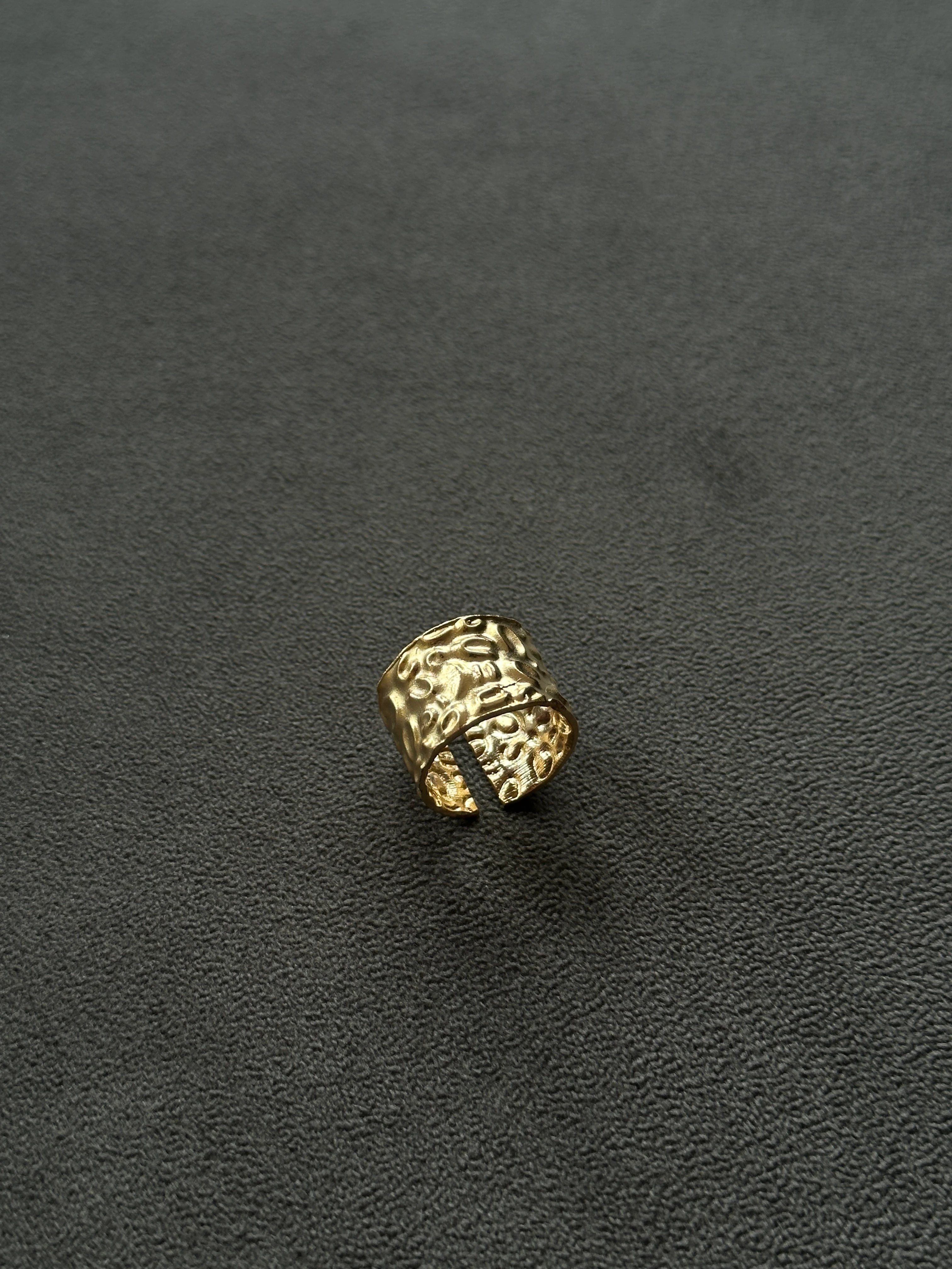 Altın Kaplama Dokulu Ayarlanabilir Yüzük